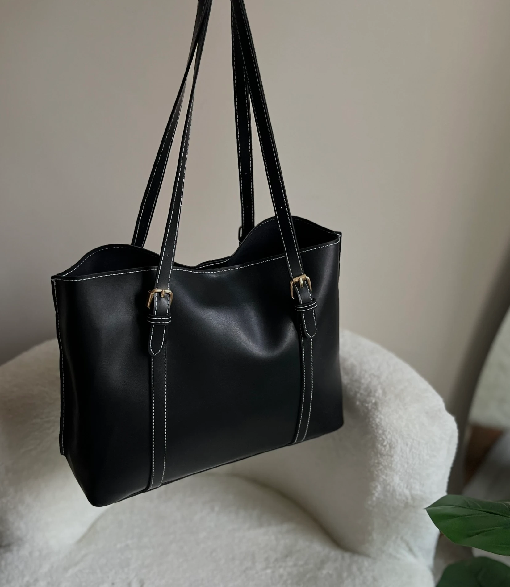 Klasik Kontrast Dikişli Büyük Boy Omuz Çantası  - Siyah