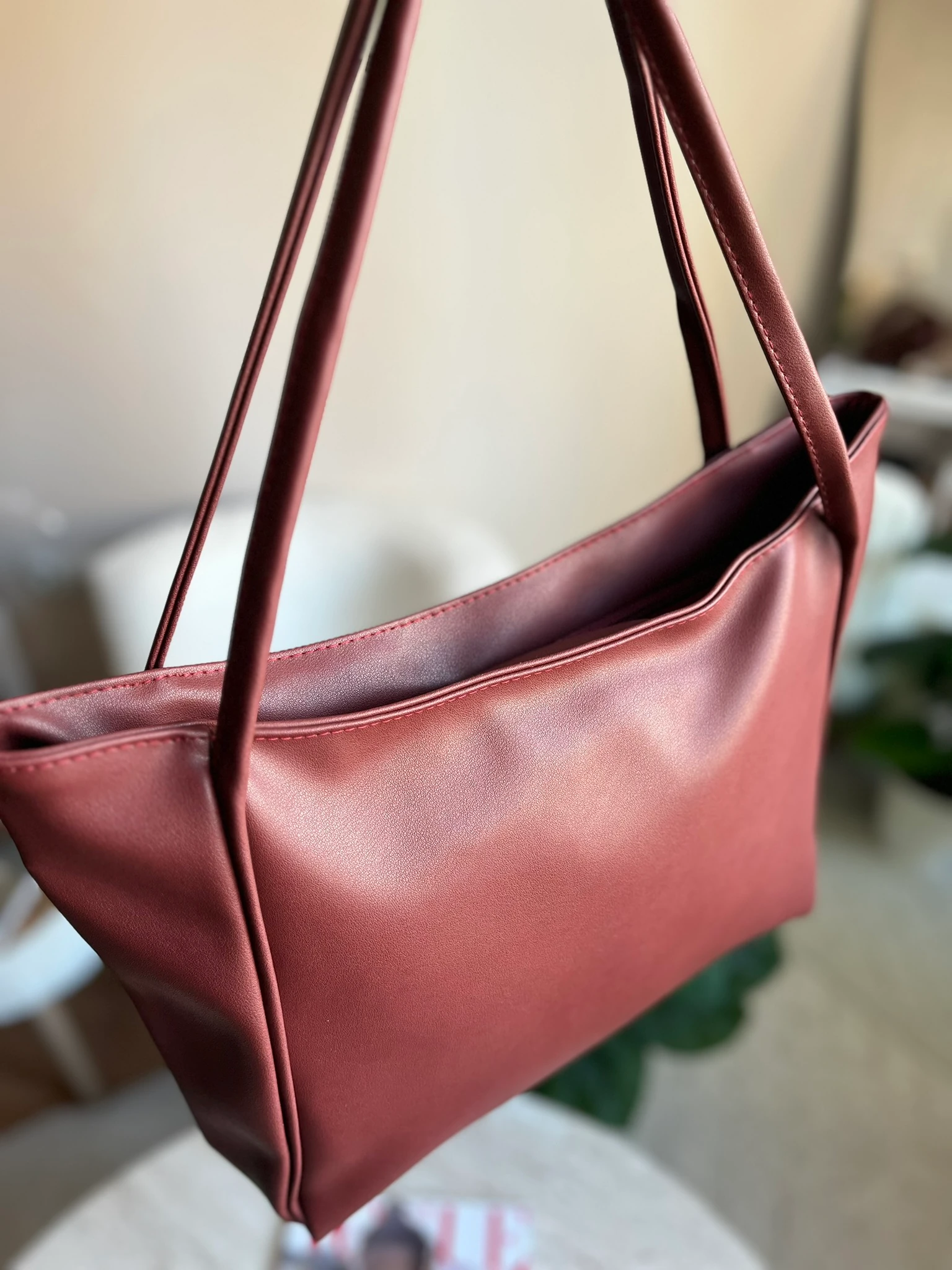 Klasik Büyük Suni Deri Omuz Çantası 