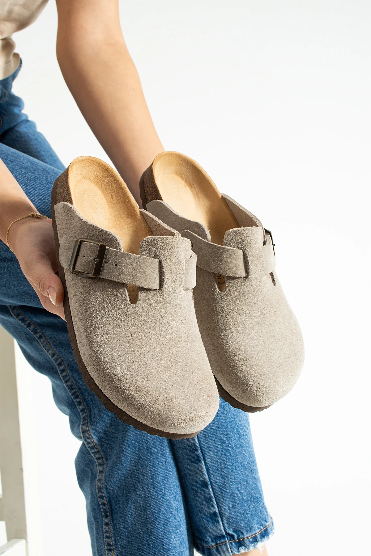 Mycorni Unisex Anatomik Ark Destekli Doğal Mantar Tabanlı Süet Deri Taba Kapalı Sabo Terlik