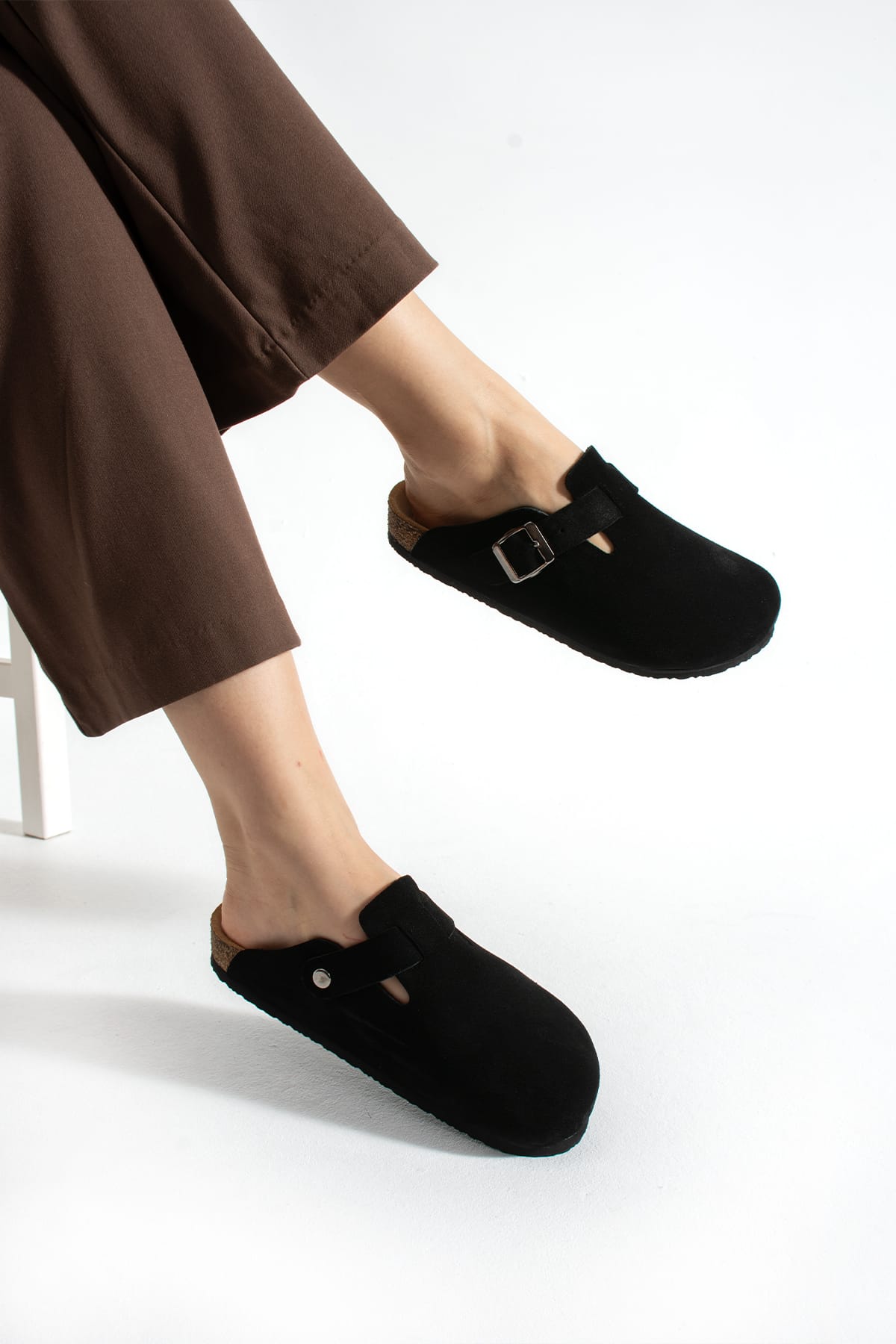 Mycorni Unisex Süet Hakiki Deri Anatomik Mantar Tabanlı Kapalı Sabo Terlik