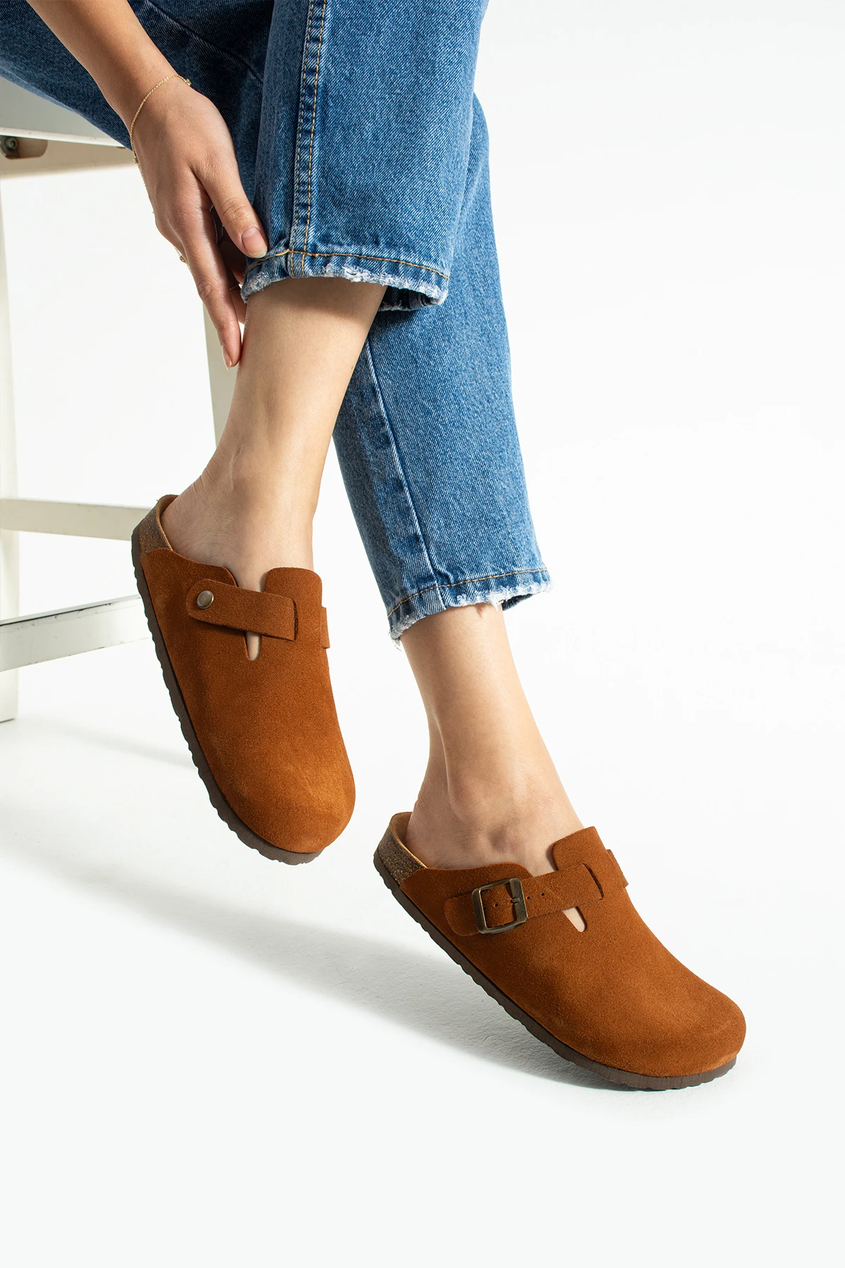 Mycorni Unisex Anatomik Ark Destekli Doğal Mantar Tabanlı Süet Deri Taba Kapalı Sabo Terlik