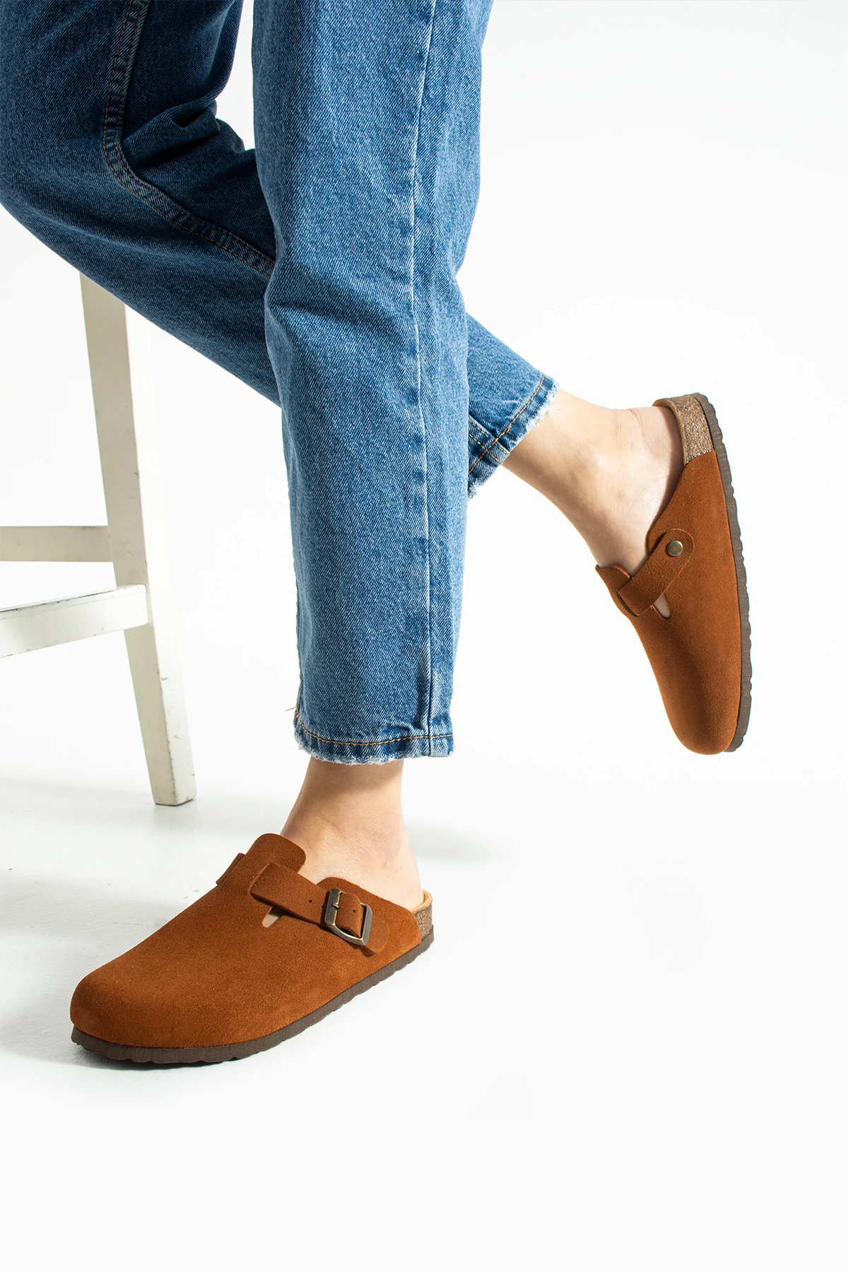 Mycorni Unisex Anatomik Ark Destekli Doğal Mantar Tabanlı Süet Deri Taba Kapalı Sabo Terlik