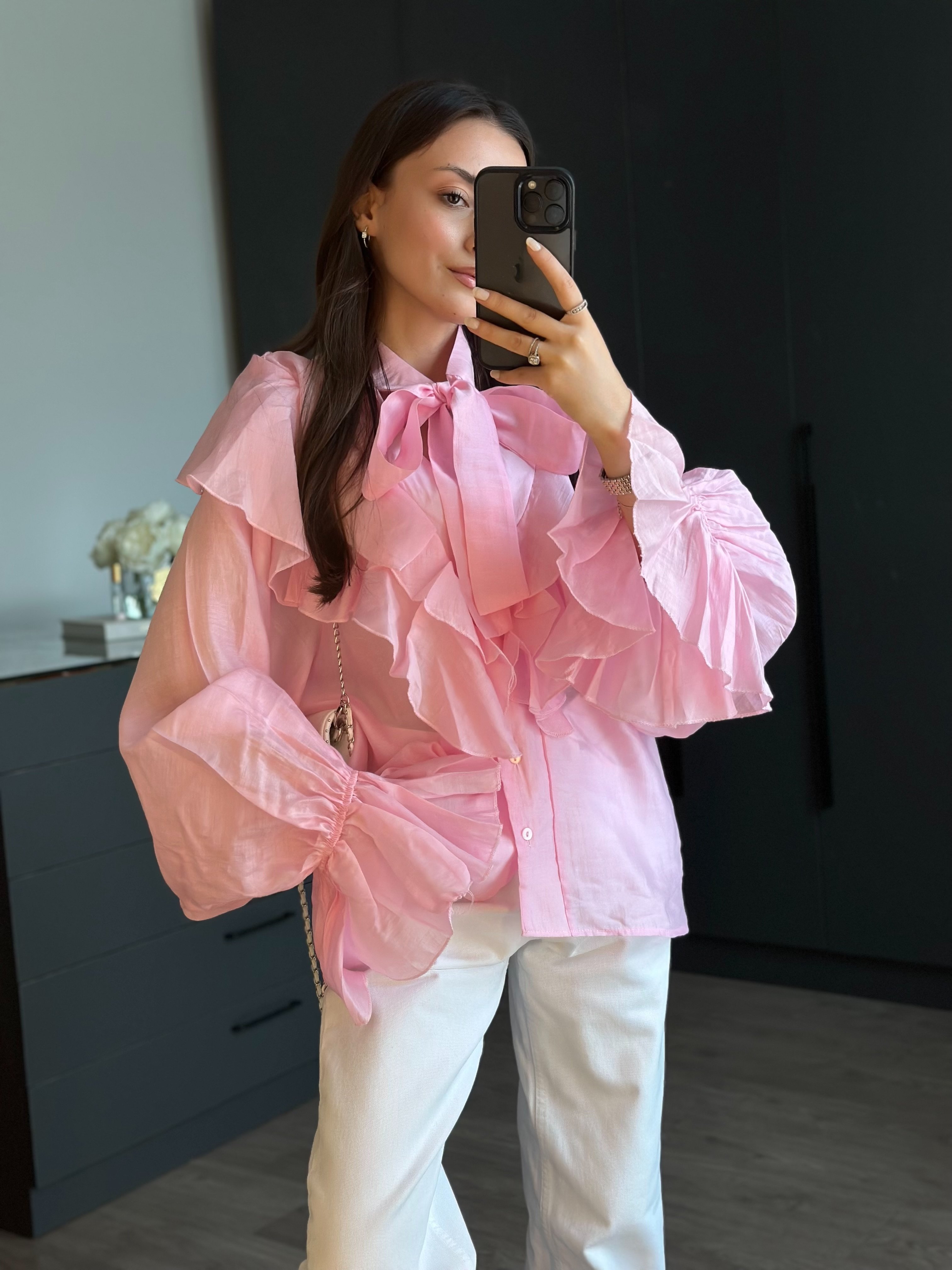 PEMBE REUTTE GÖMLEK