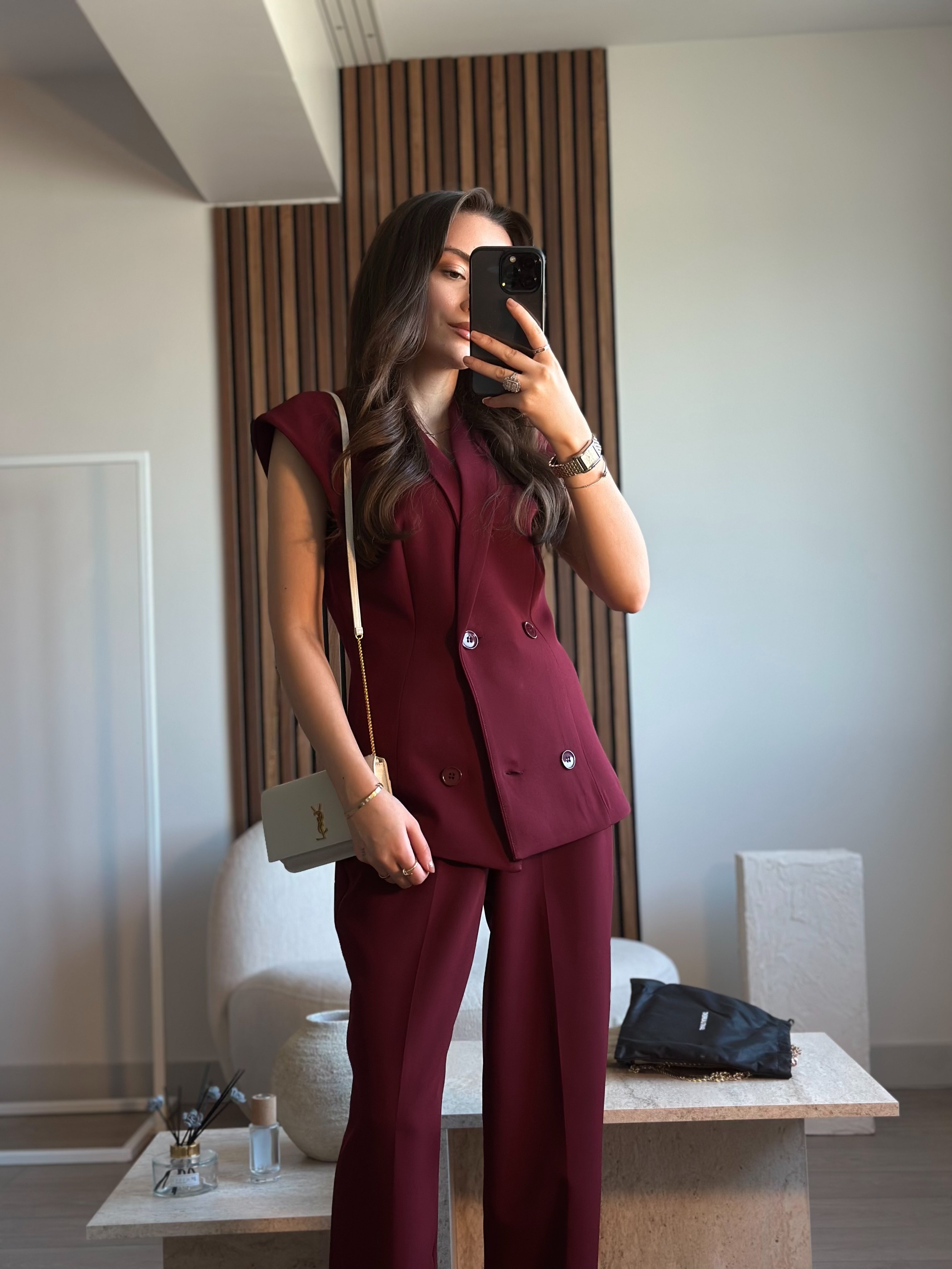 BORDO TASARIM V YAKA YELEK PANTOLON TAKIM