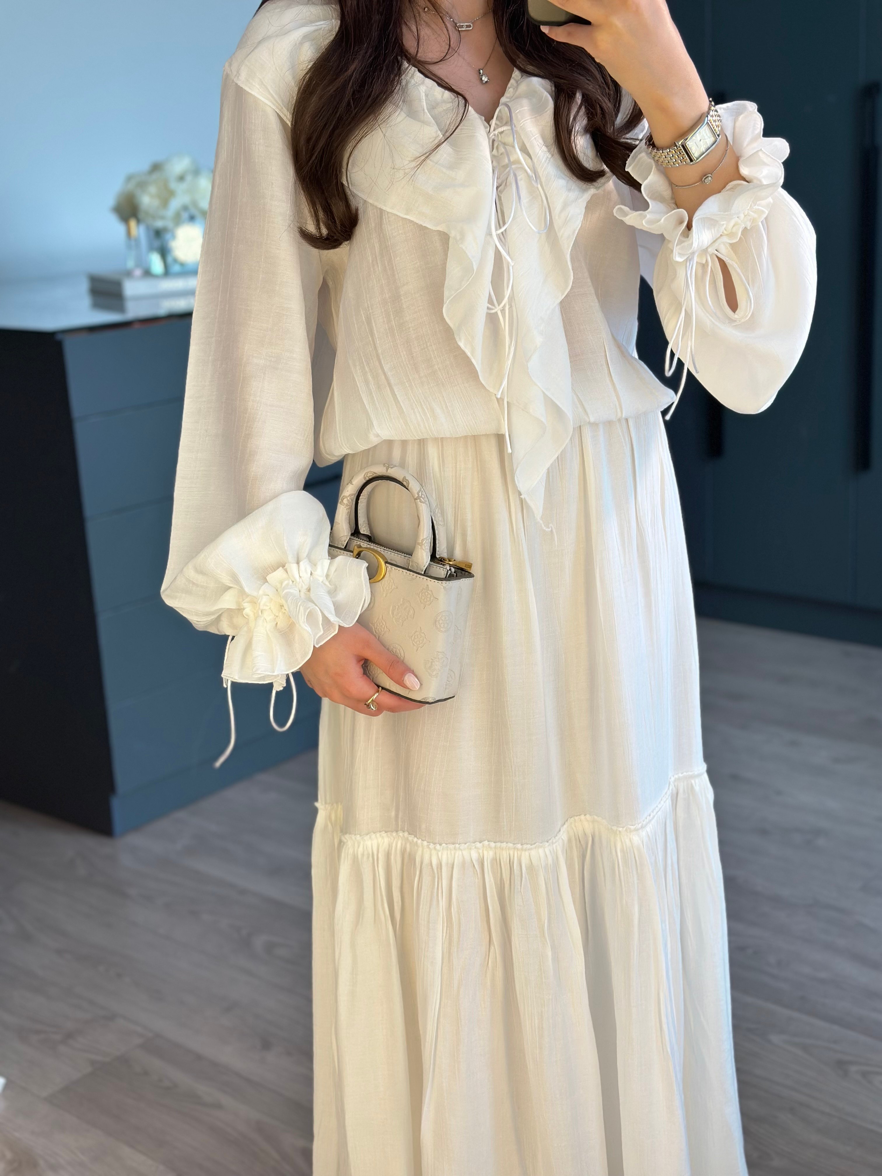 BELLIS BEYAZ FIRFIRLI TASARIM MAXİ ELBİSE