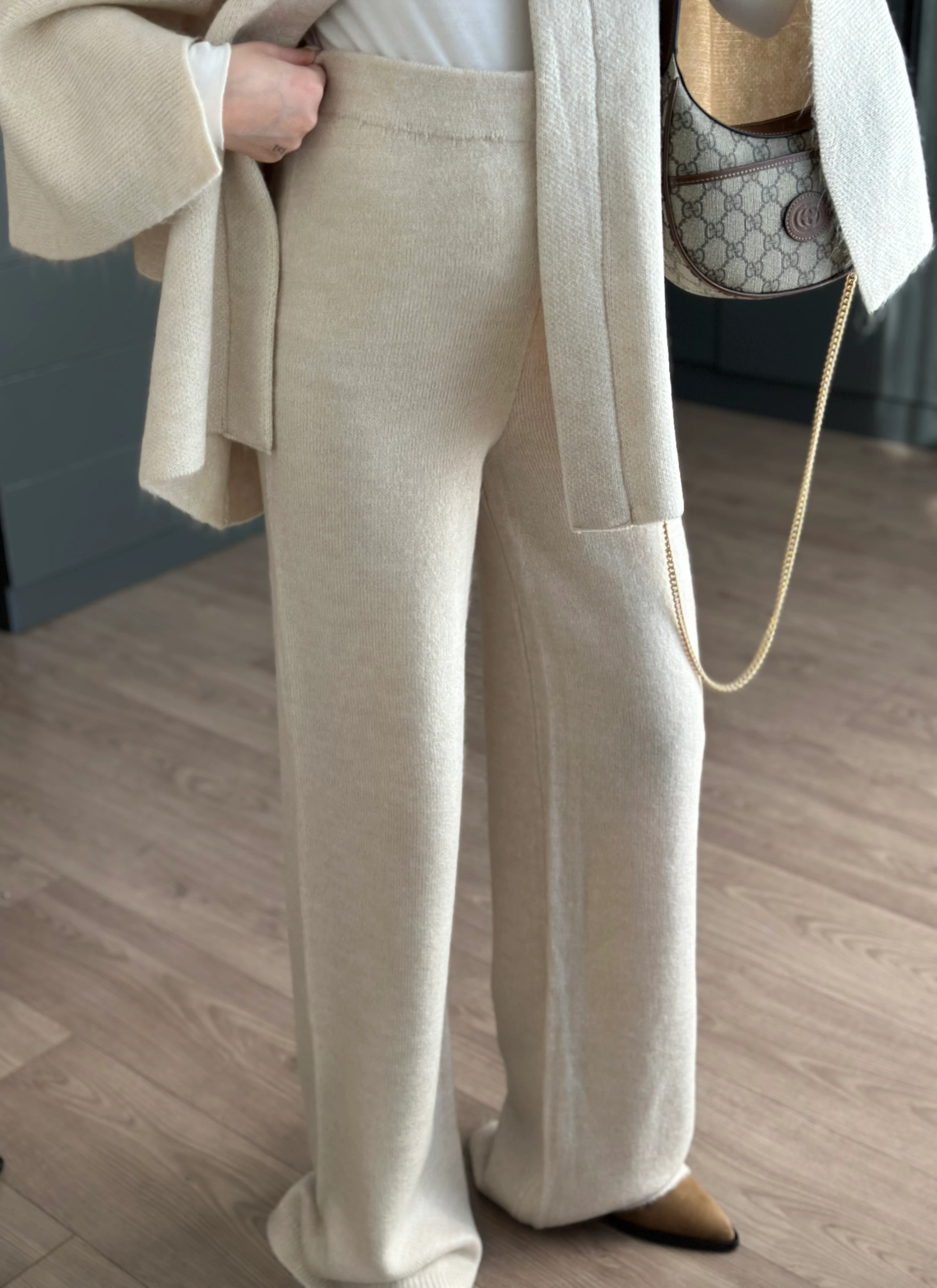 EKRU TRİKO PANTOLON