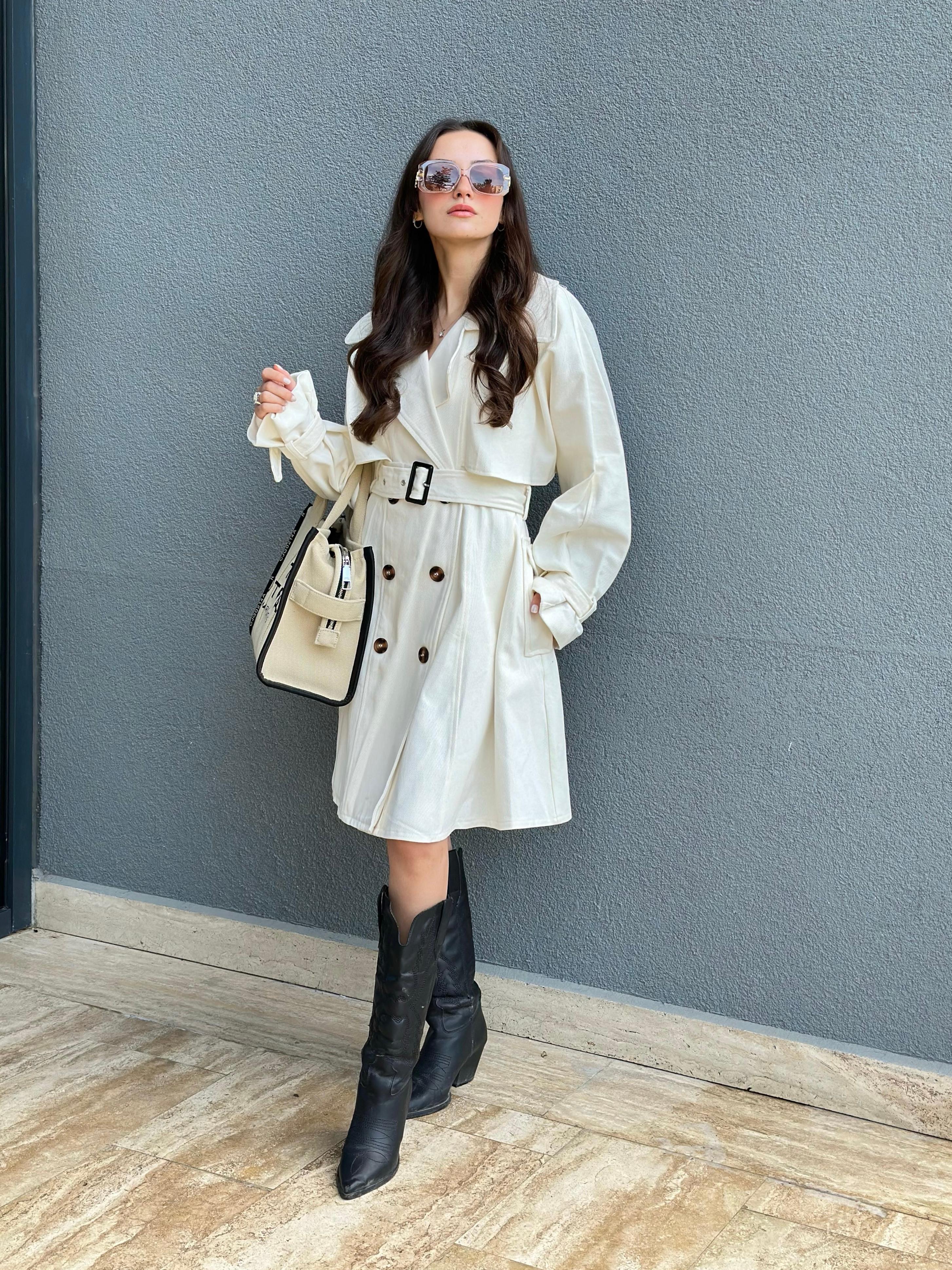 BELT FLASHED SHORT TRENCH COAT