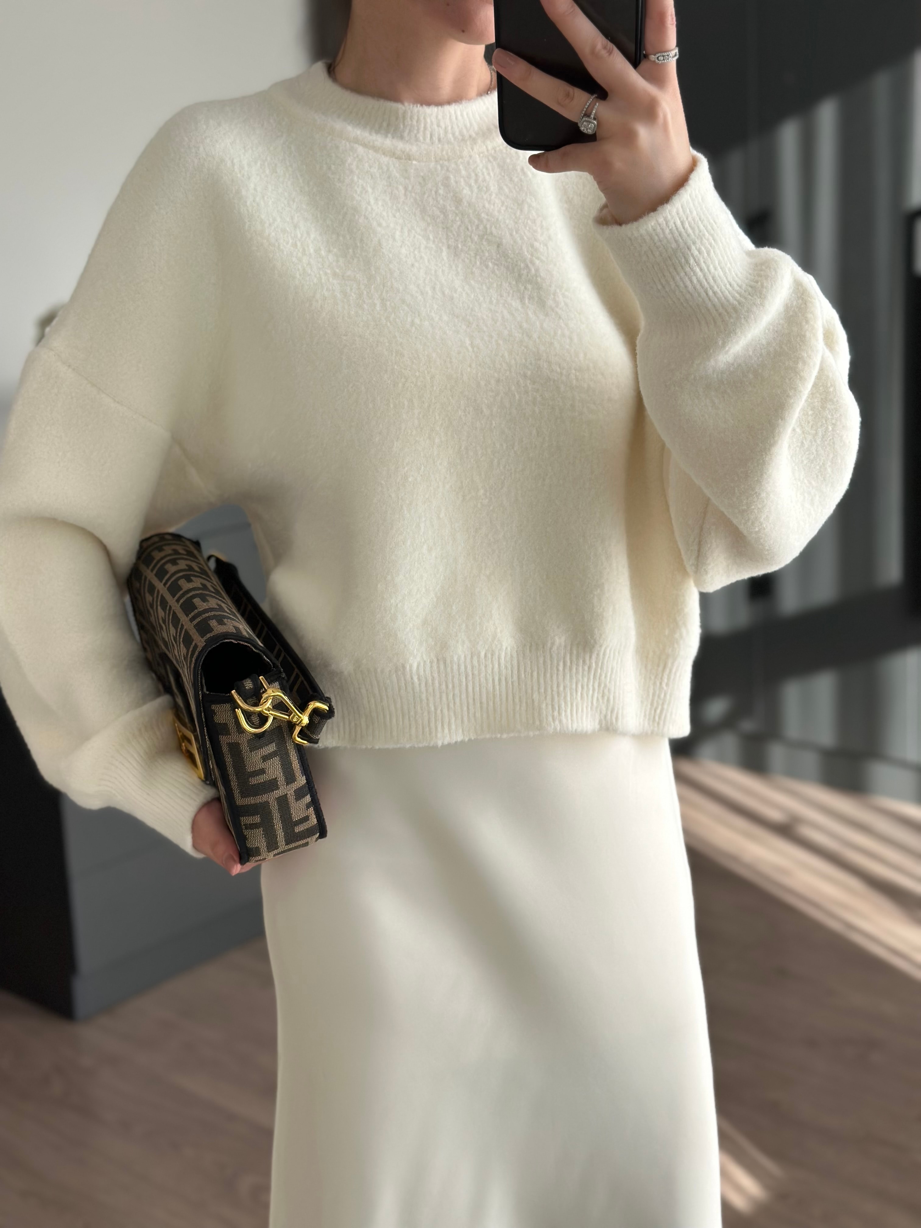 BİSİKLET YAKA EKRU KAZAK