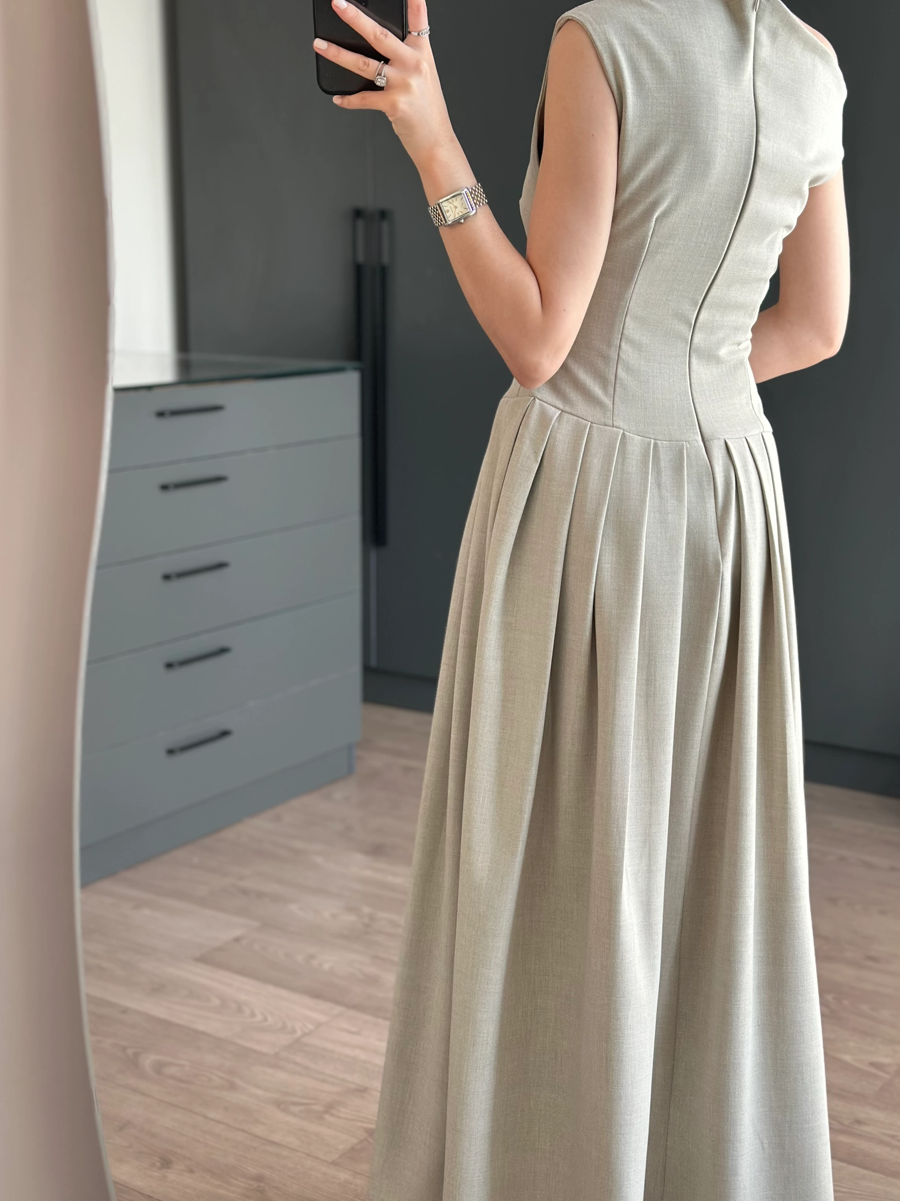 TASARIM KAYIK YAKA PİLELİ ELBİSE - MİNT