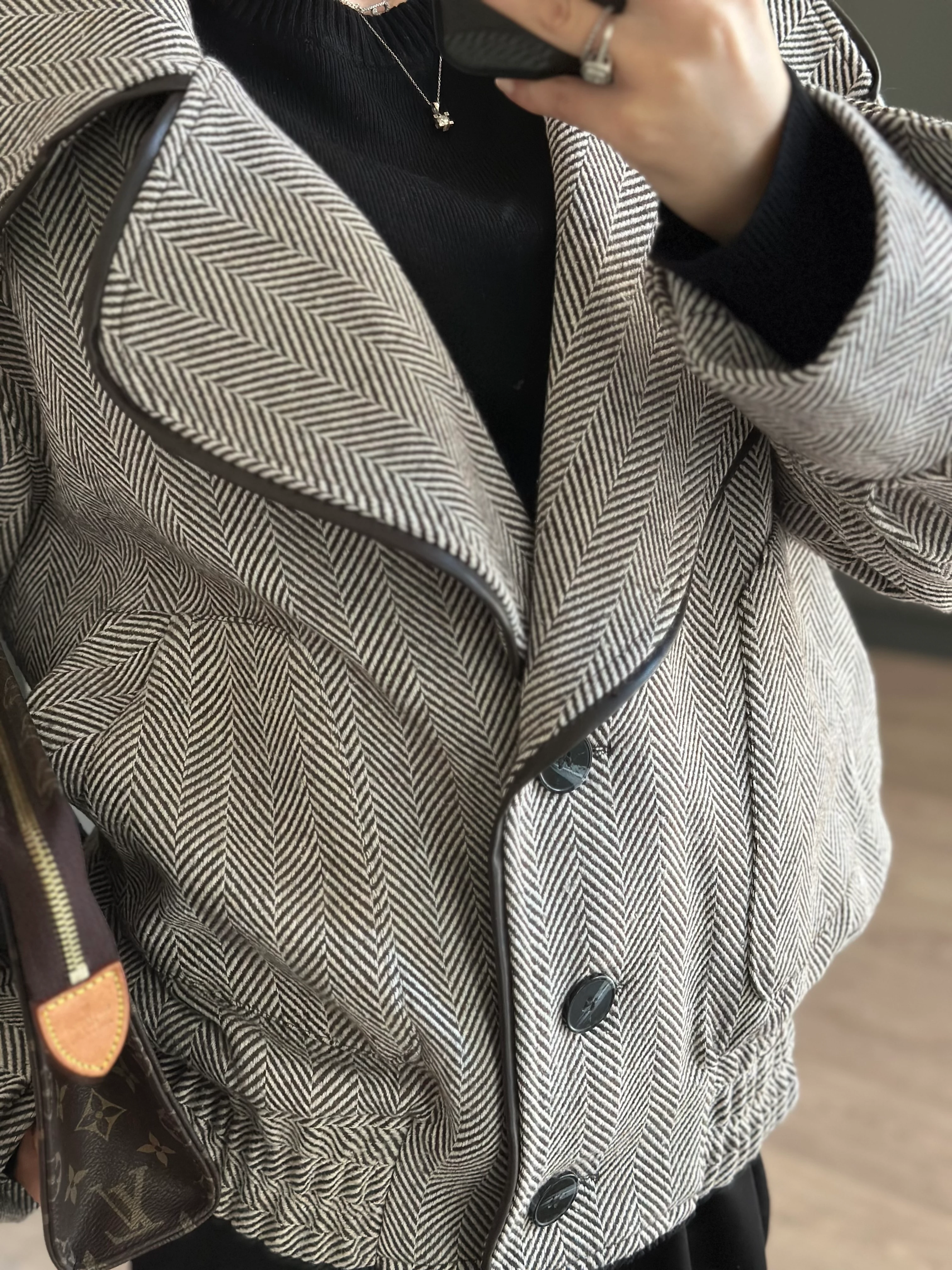 BALIK SIRTI KRUVAZE YAKA CEKET