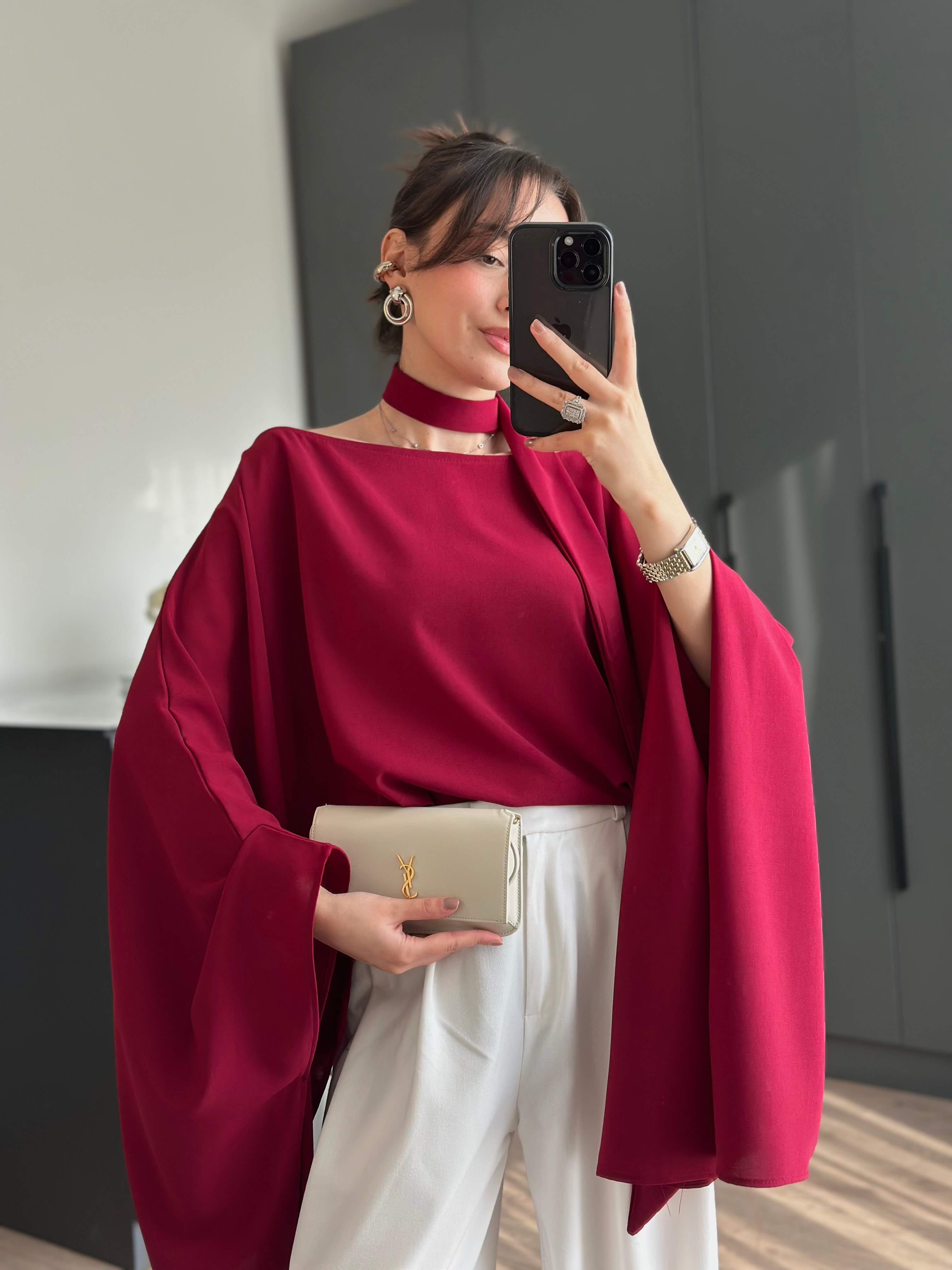 PELERİN KOL FULAR DETAYLI BORDO BLUZ