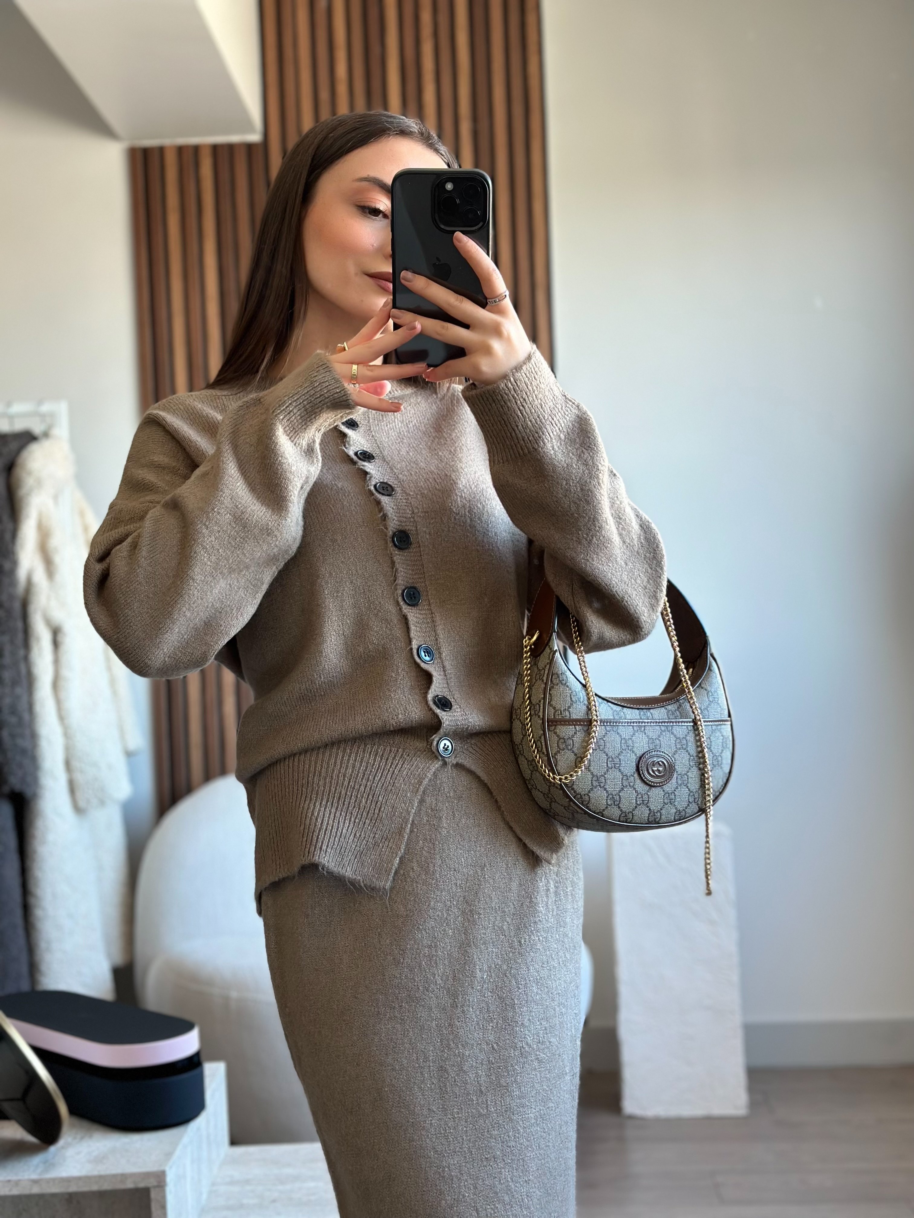 DÜĞMELİ HIRKA MAXİ ETEK TRİKO TAKIM
