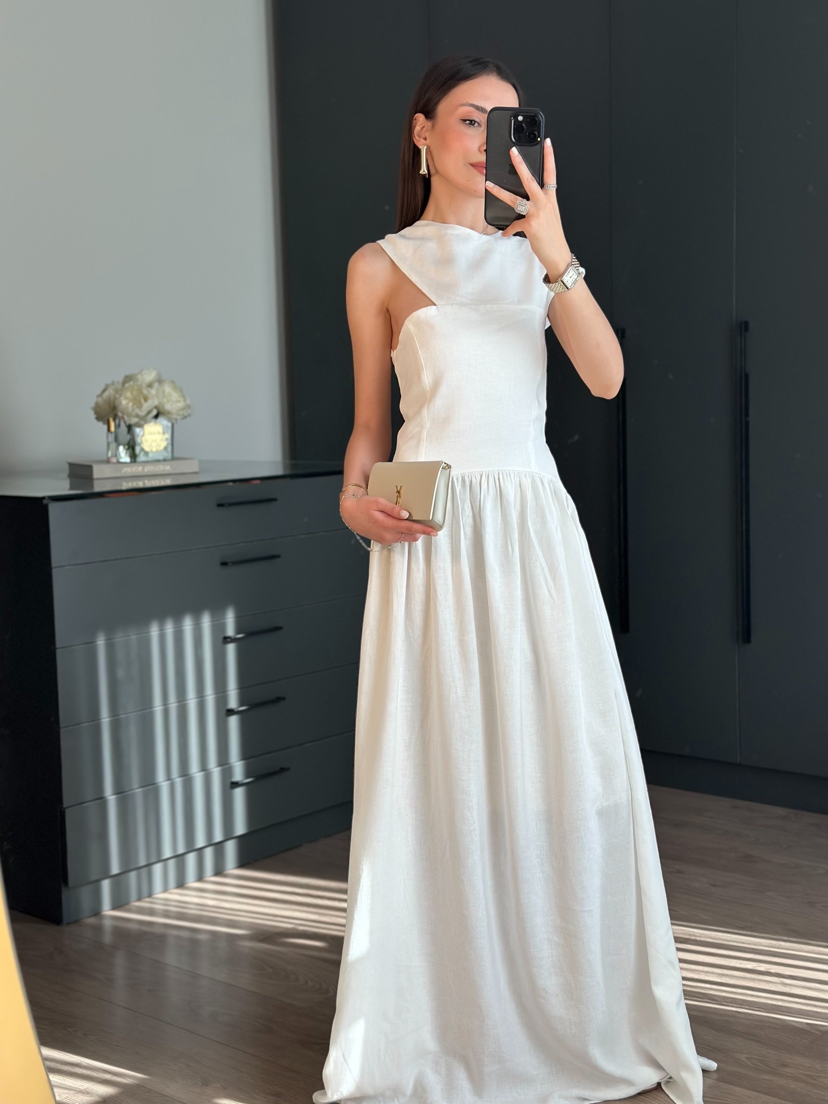 TASARIM YAKA BEL DETAYLI ROMANTİK BEYAZ ELBİSE