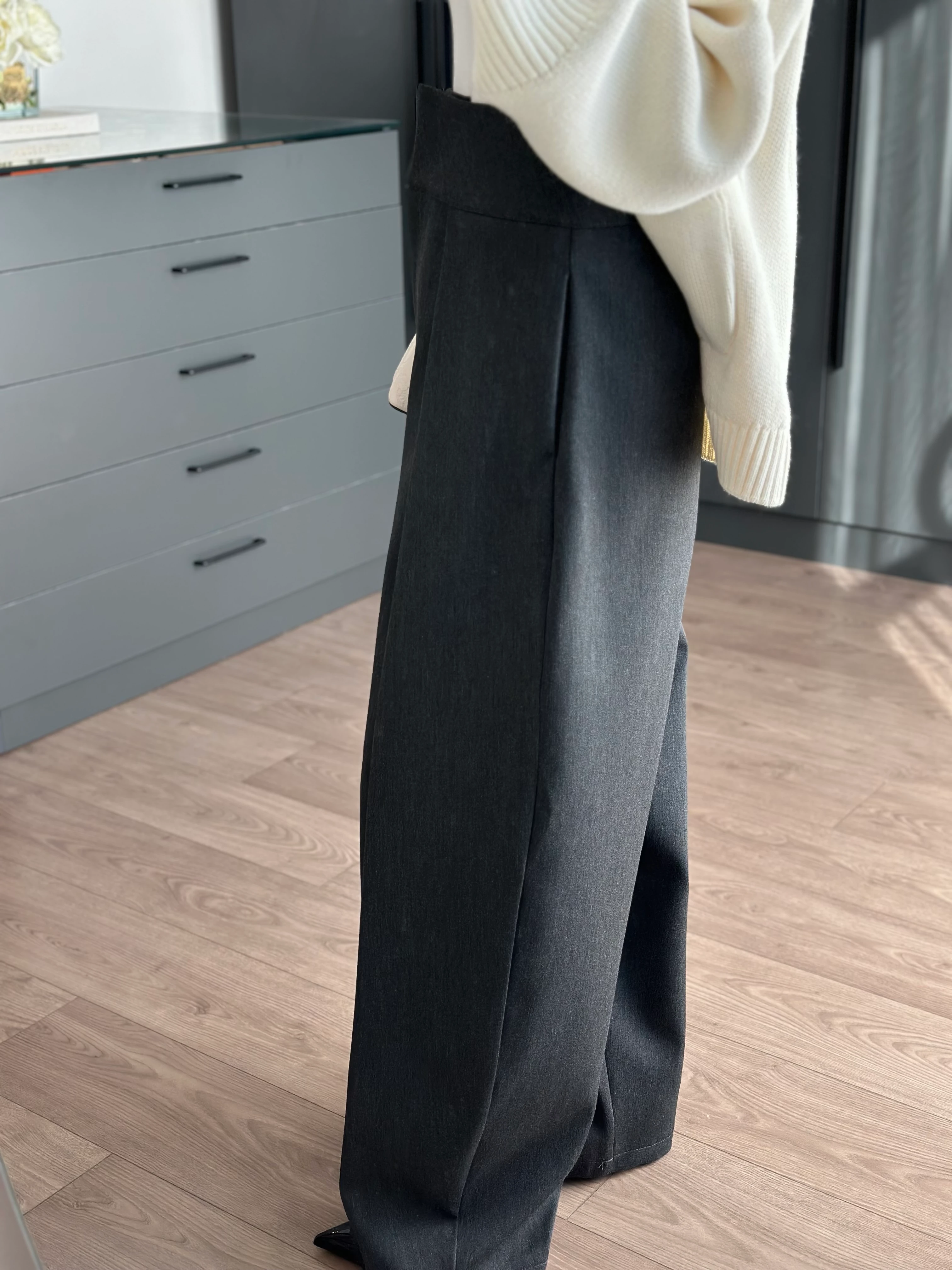 PİLİLİ BALON GRİ PANTOLON