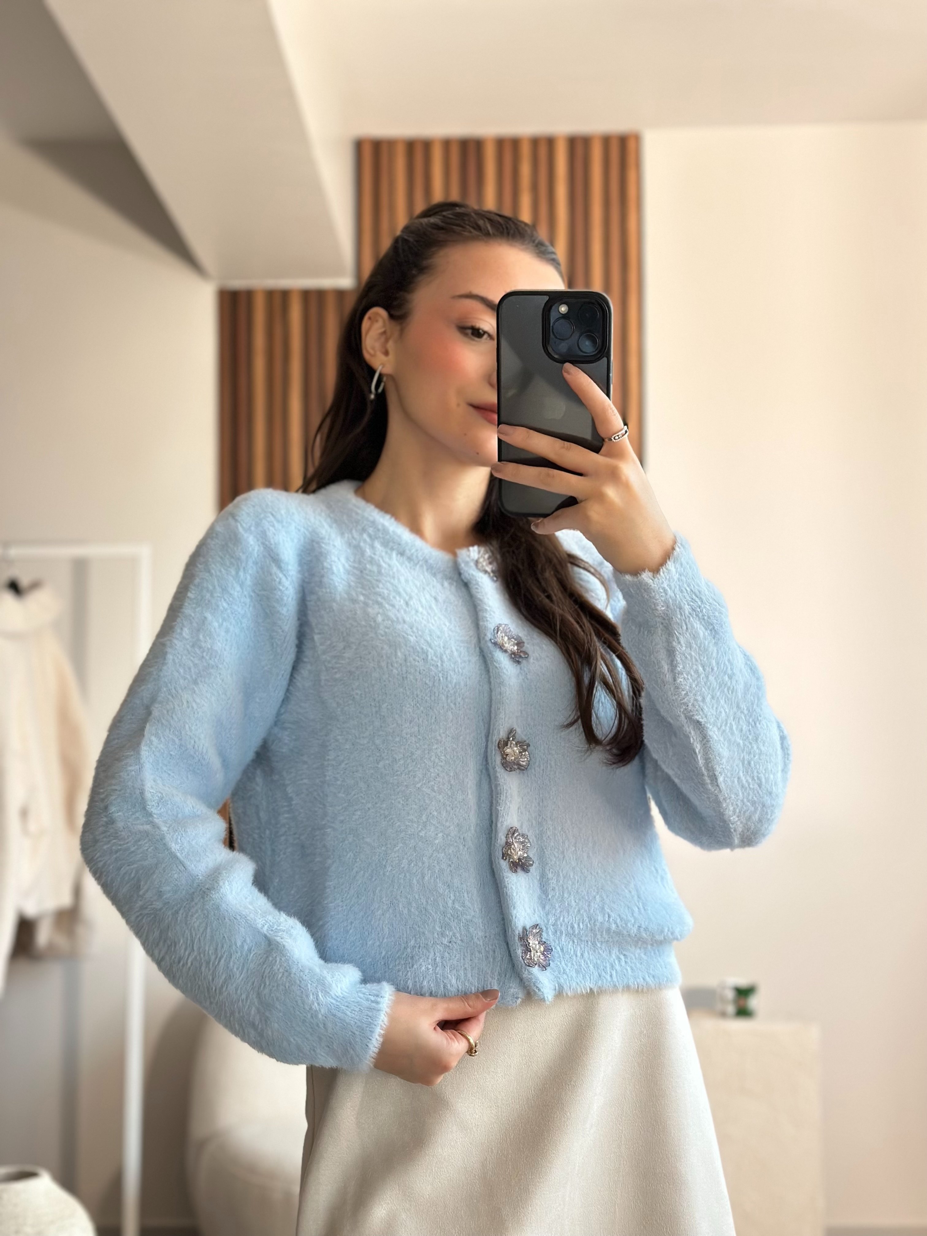 BEBE MAVİSİ ÇİÇEK TAŞLI HIRKA