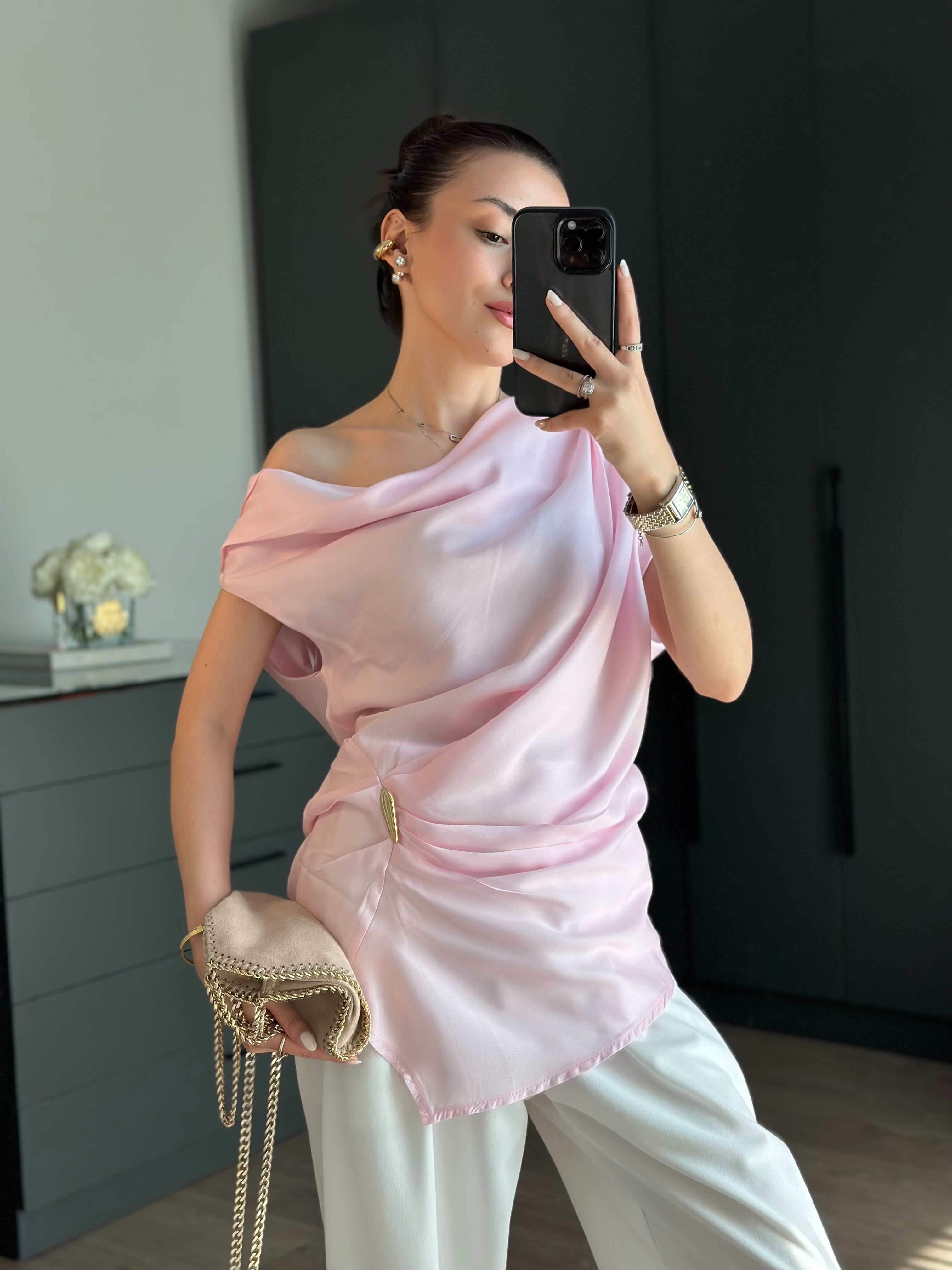 PEMBE TASARIM YAKA BLUZ