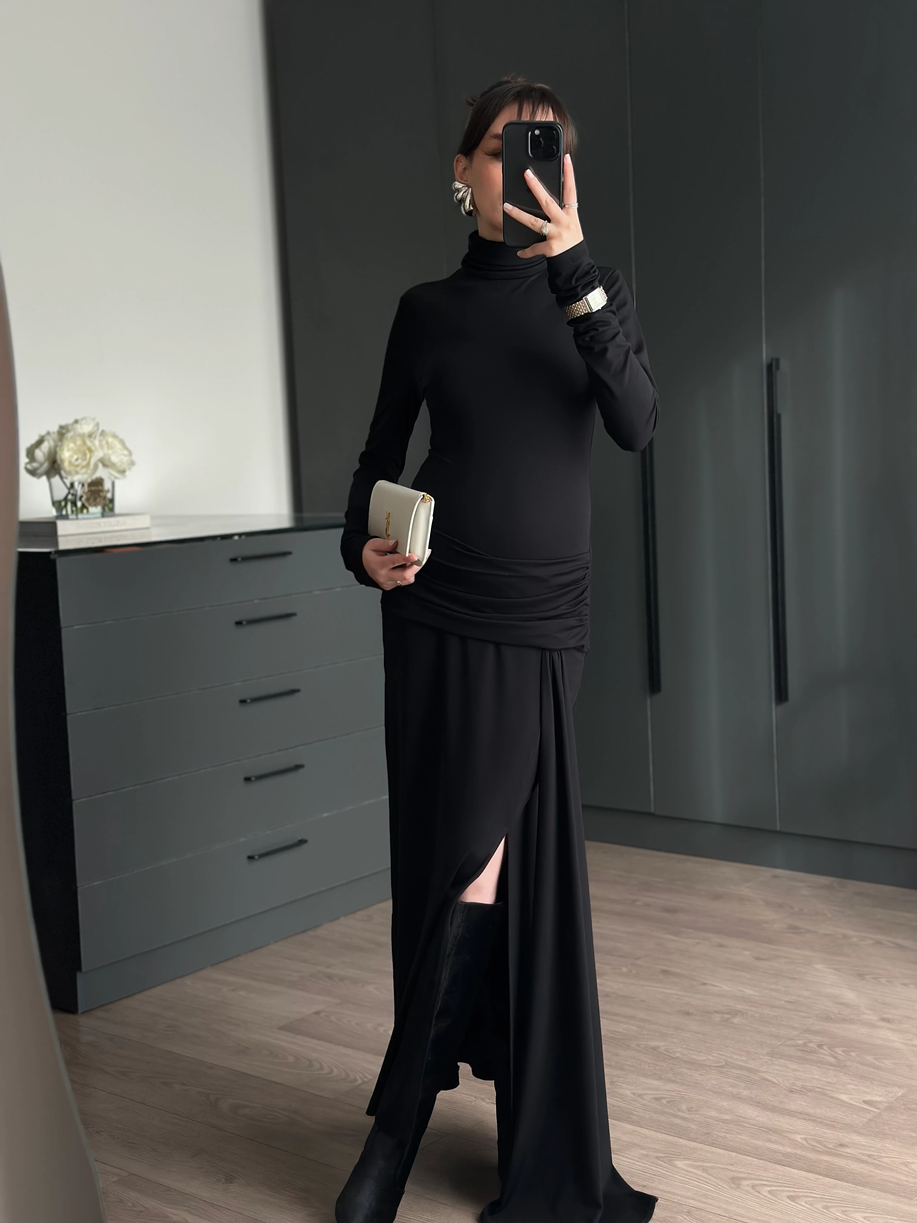 DRAPE BEL DETAYLI YIRTMAÇLI ELBİSE