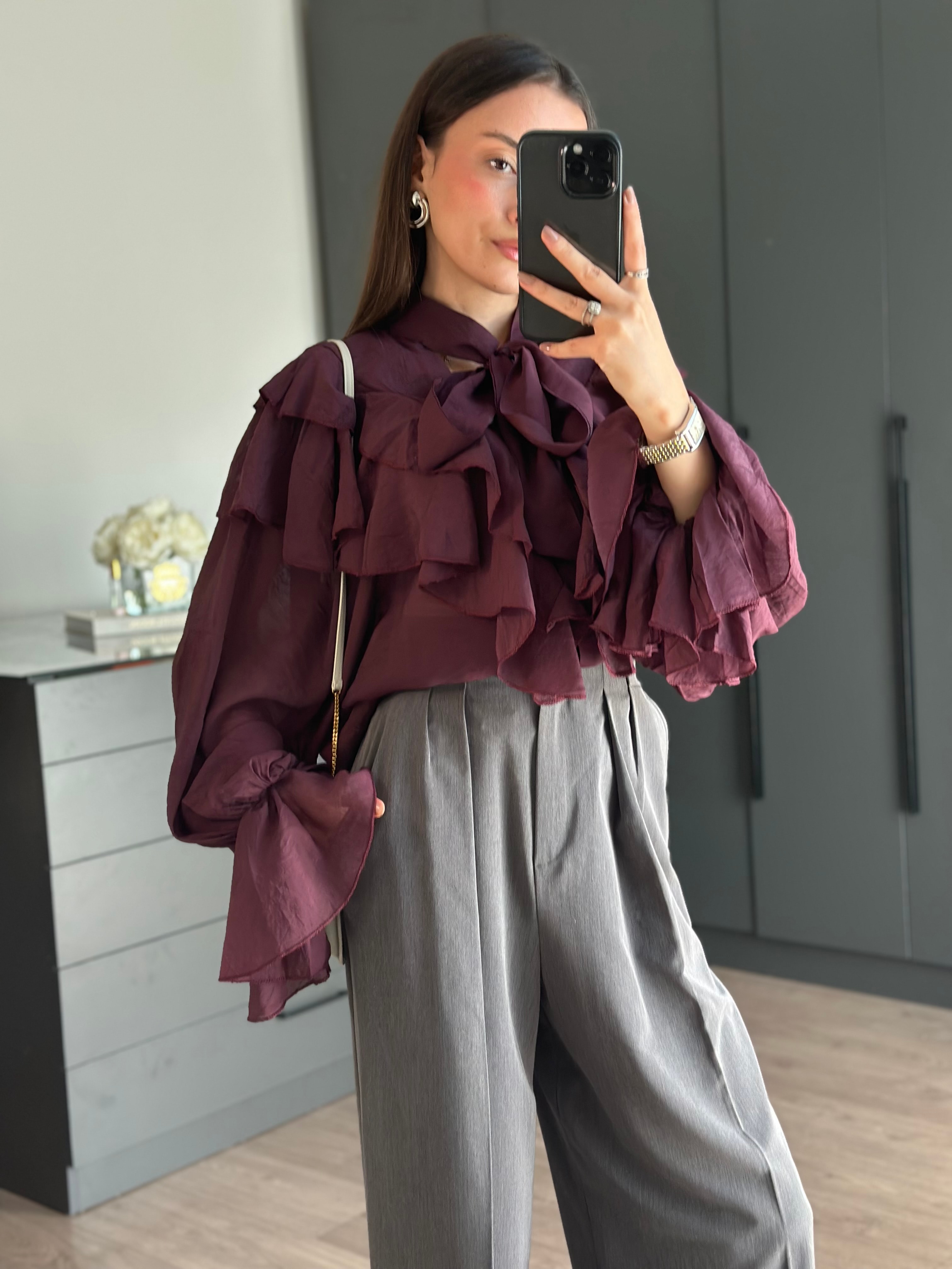 REUTTE KOLLARI FIRFIRLI YAKA DETAYLI GÖMLEK