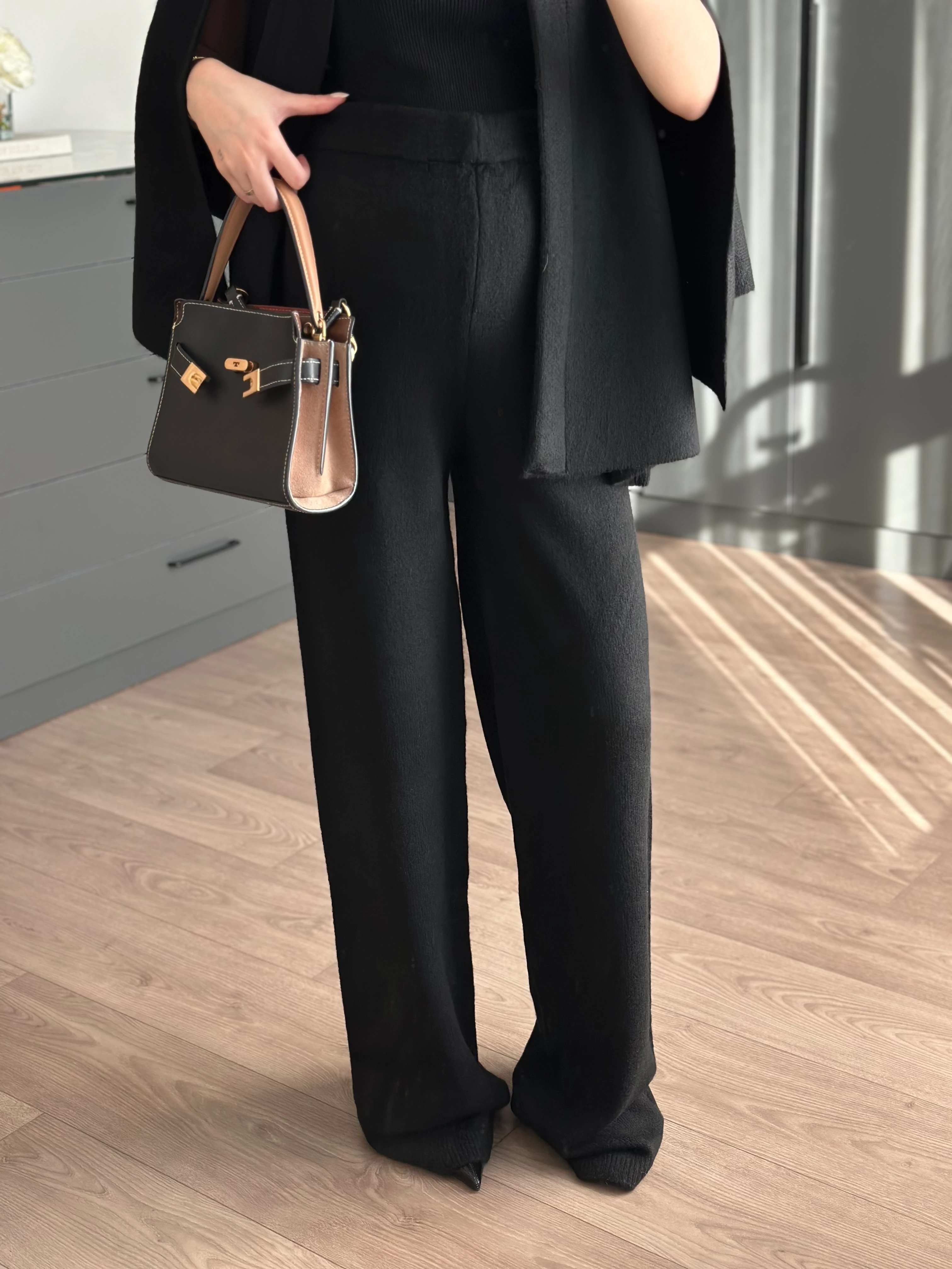 SİYAH TRİKO PANTOLON