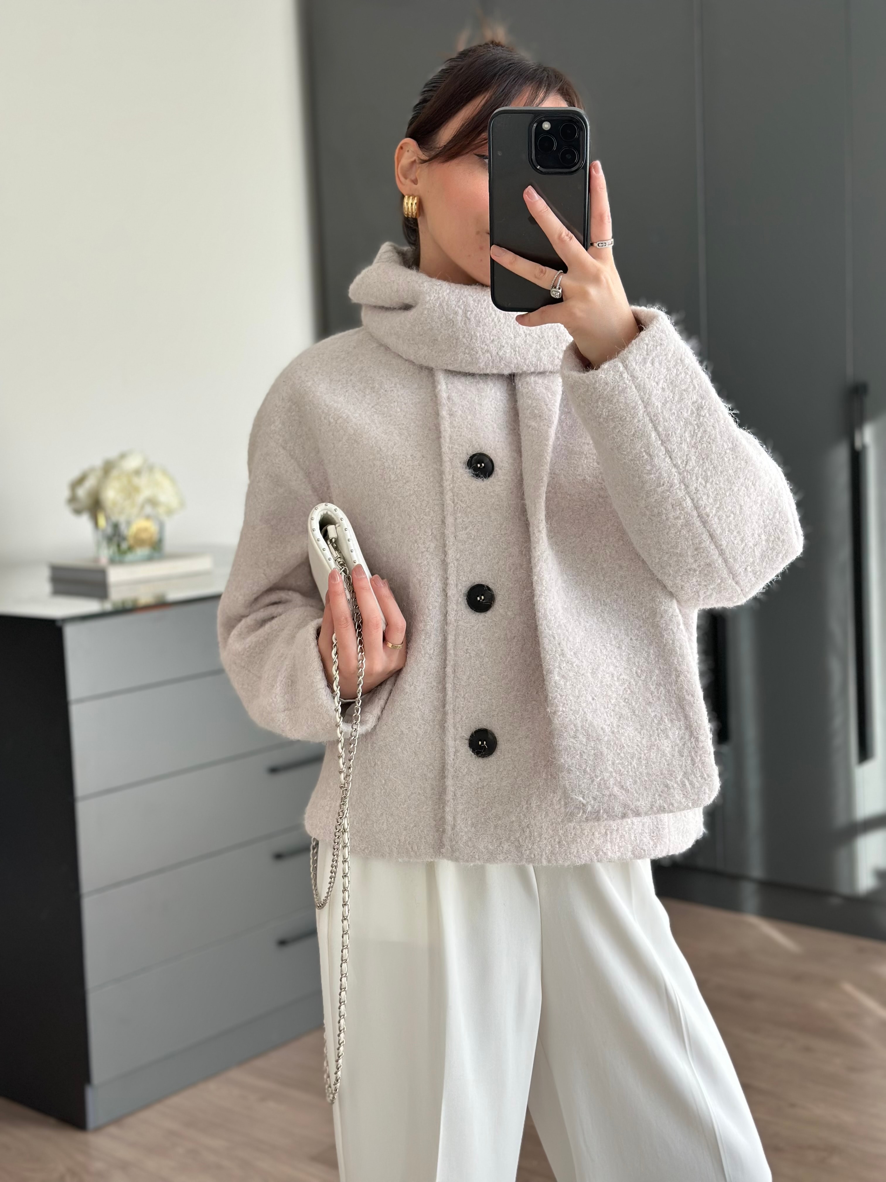 ATKI DETAYLI KISA TAŞ KABAN