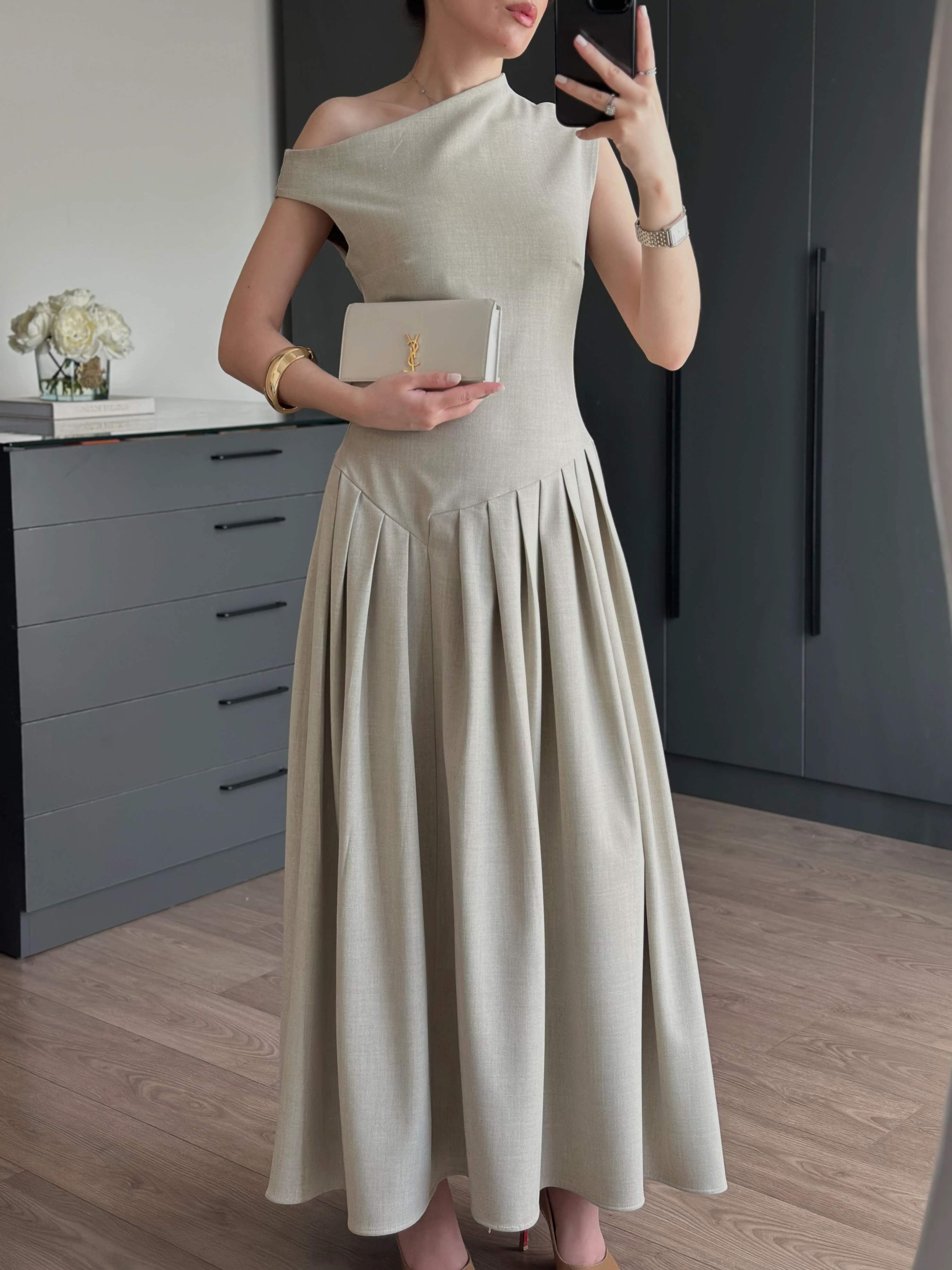 TASARIM KAYIK YAKA PİLELİ ELBİSE - MİNT