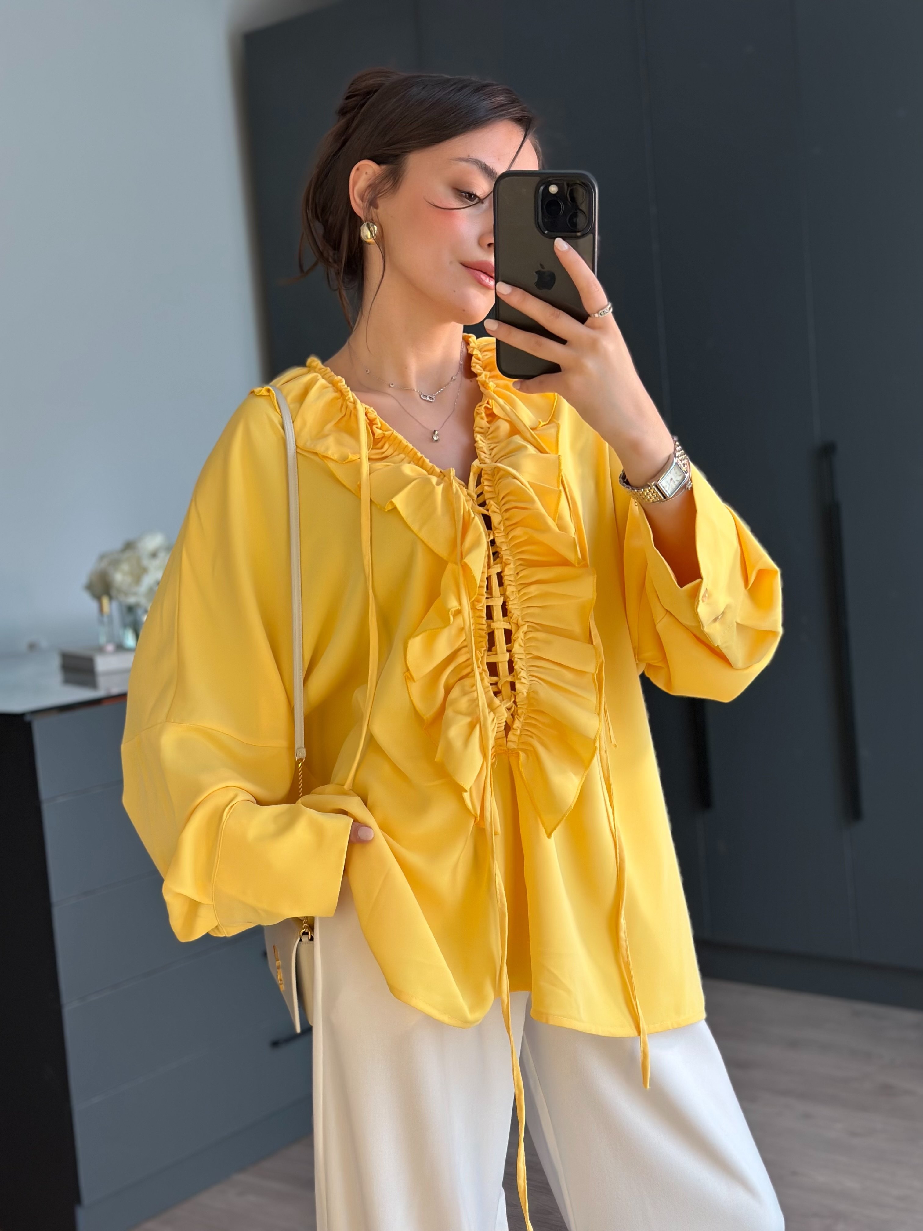 MARKA MODEL SARI VOLANT GÖMLEK