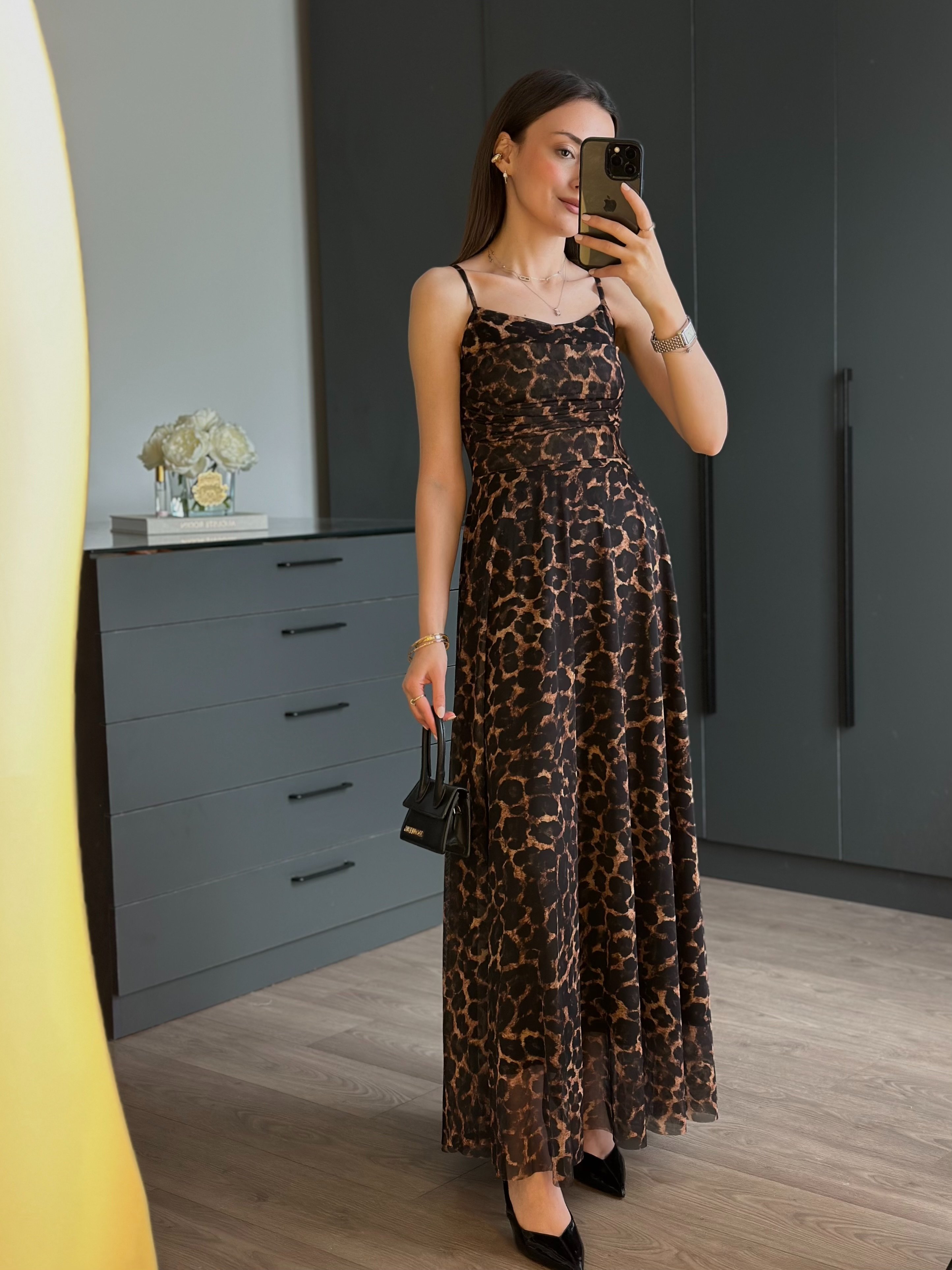 ASKILI LEOPAR DESENLİ MAXİ ELBİSE