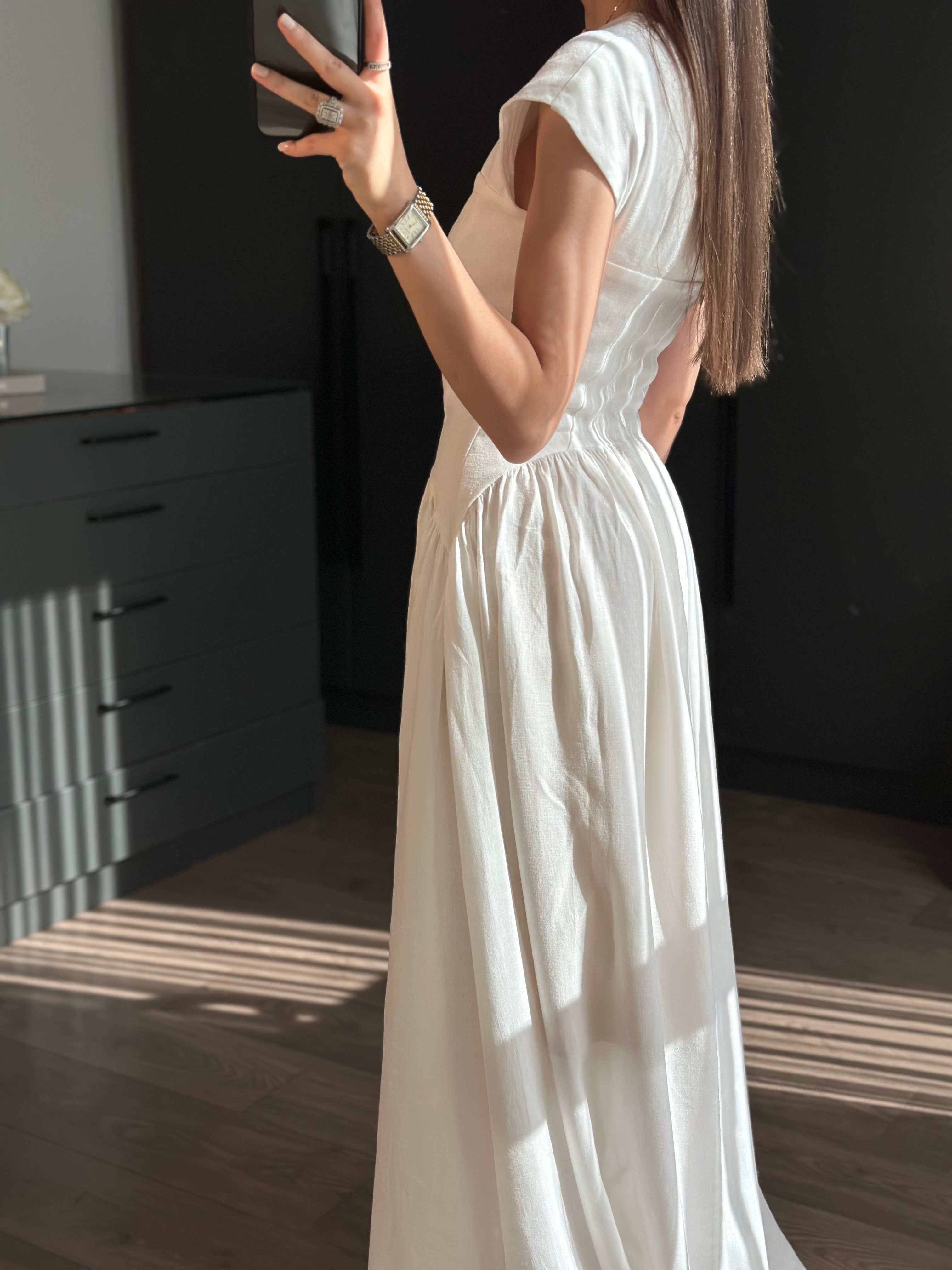 TASARIM YAKA BEL DETAYLI ROMANTİK BEYAZ ELBİSE