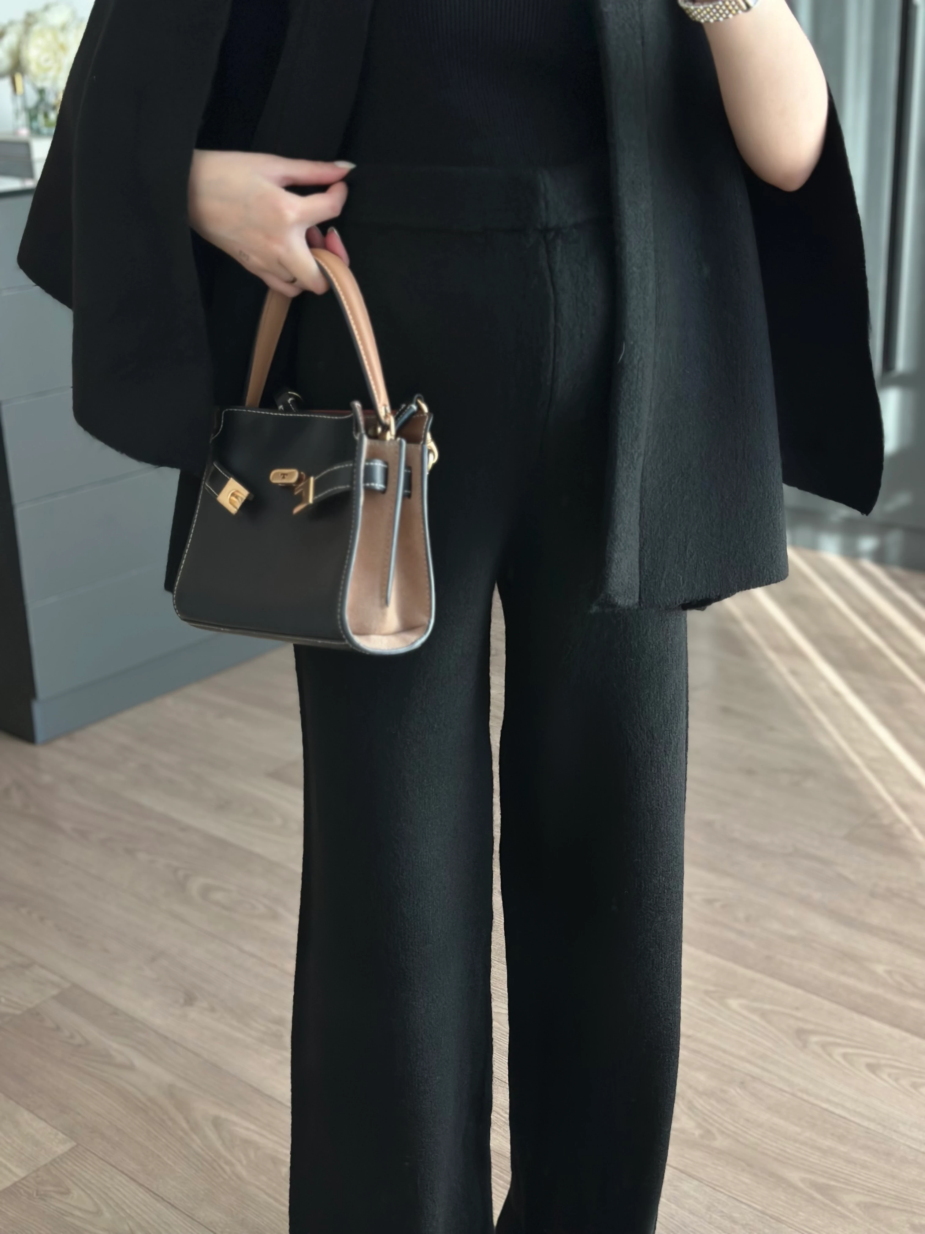 SİYAH TRİKO PANTOLON