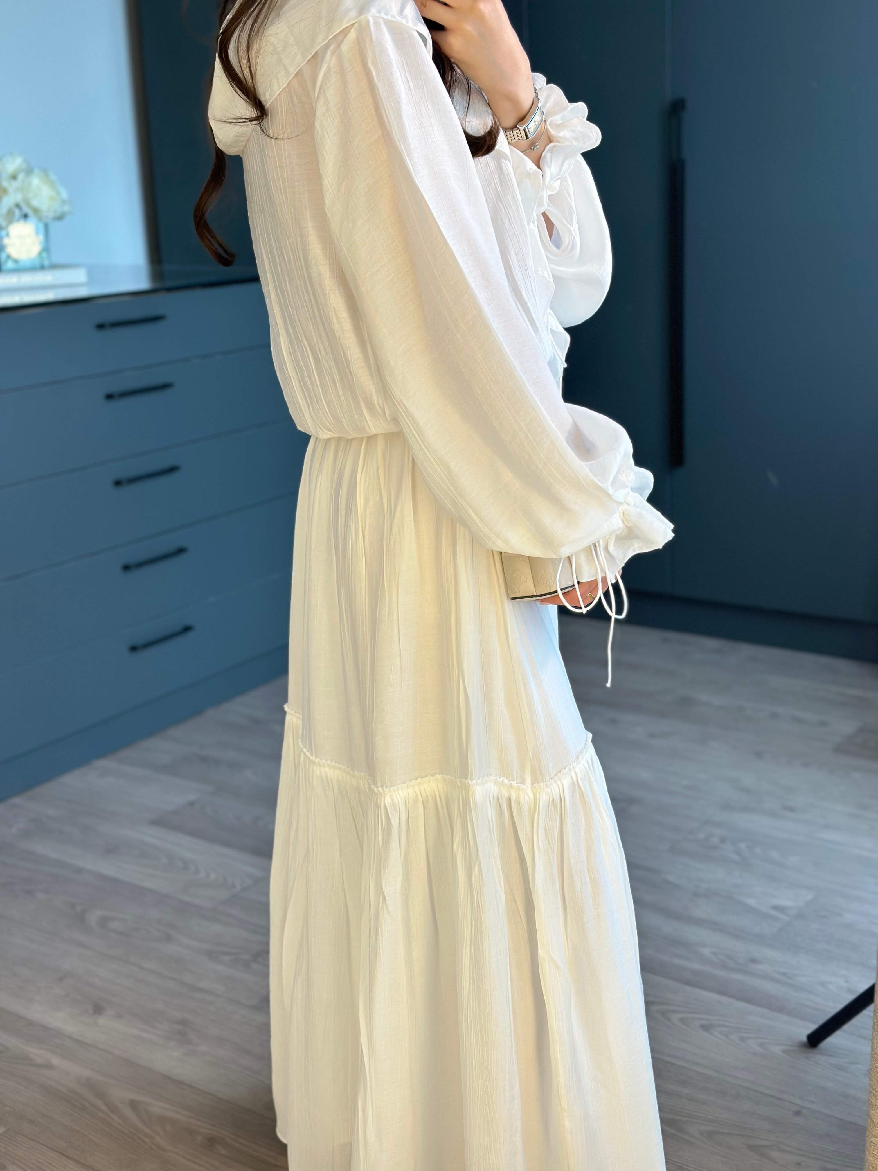 BELLIS BEYAZ FIRFIRLI TASARIM MAXİ ELBİSE