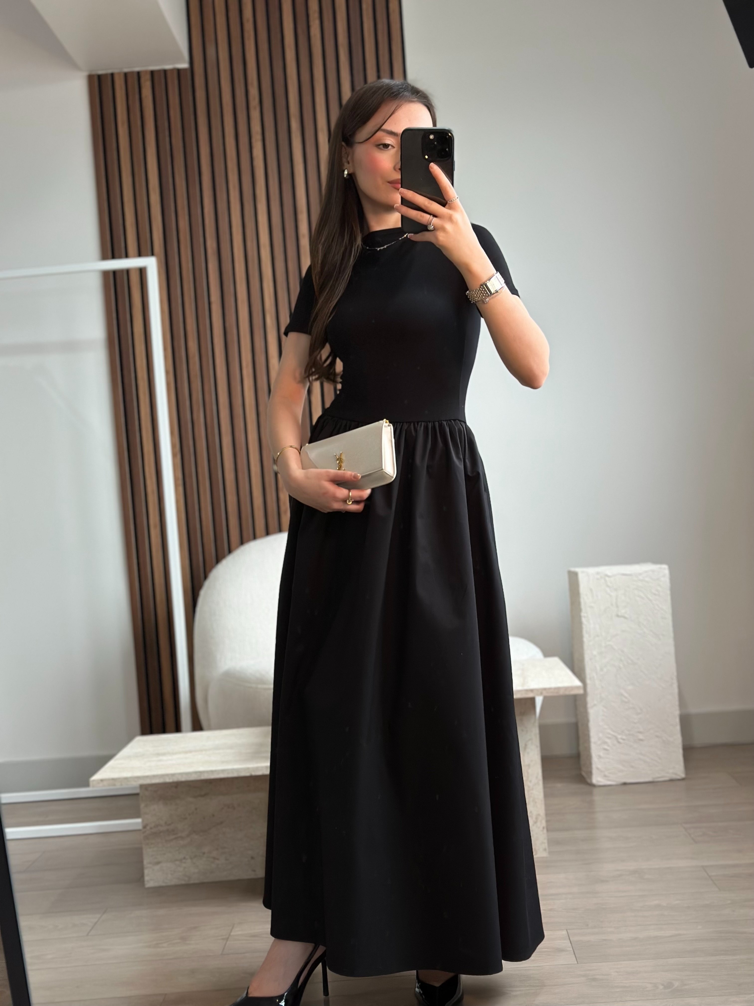 AMOUR  SİYAH KISA KOLLU ELBİSE