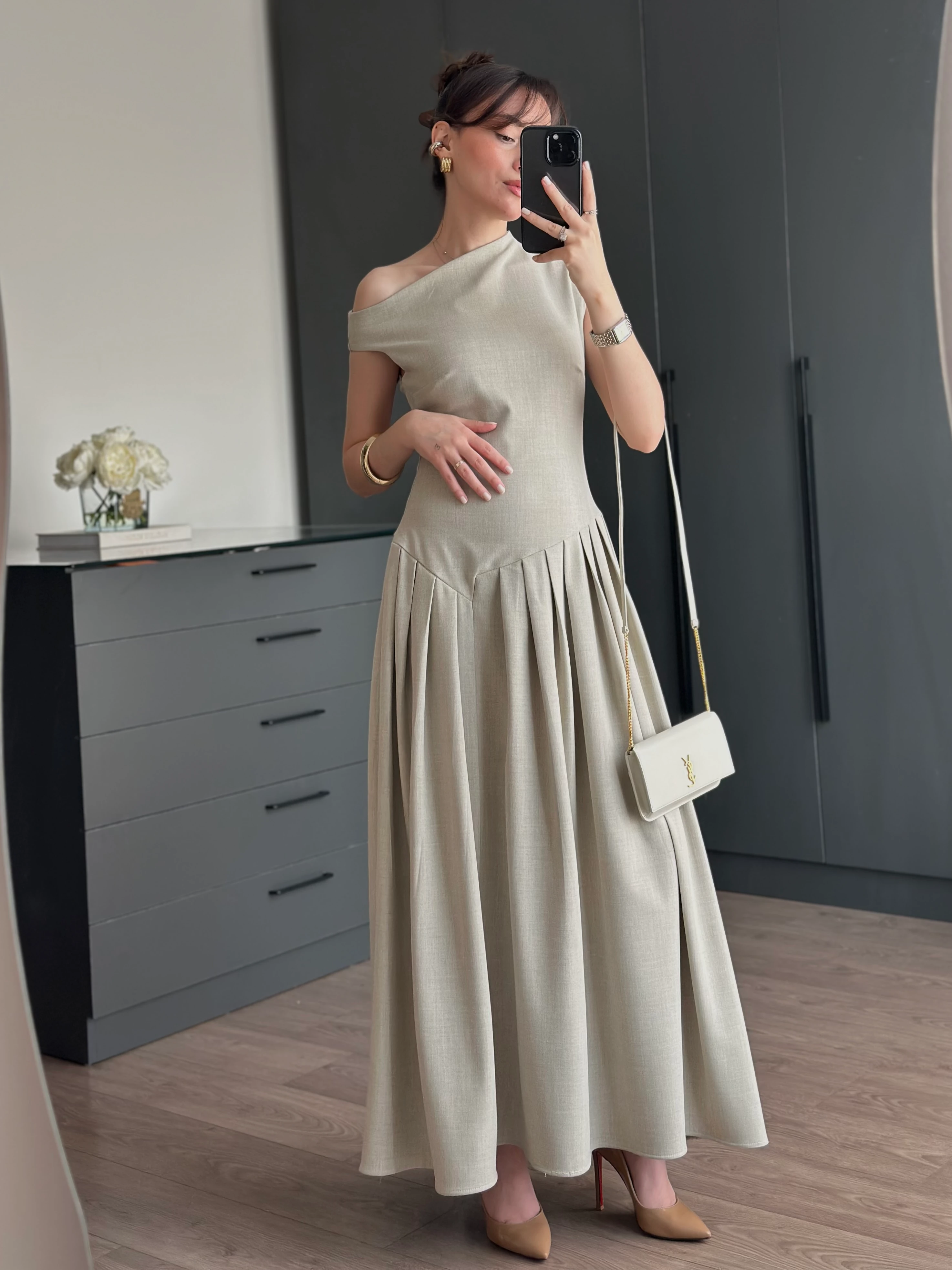 TASARIM KAYIK YAKA PİLELİ ELBİSE - MİNT