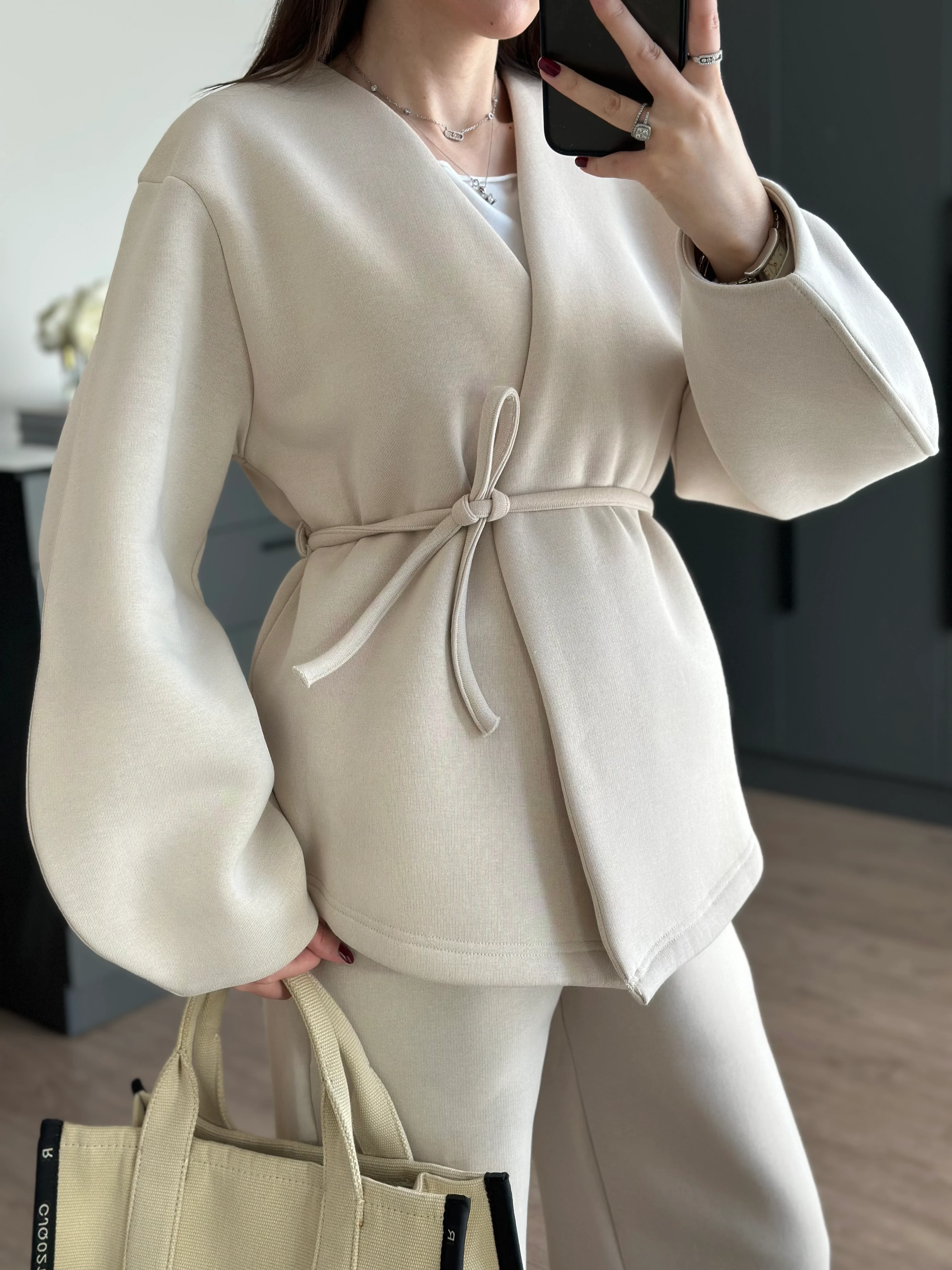 KUŞAKLI ŞARDONLU TAKIM - Ekru