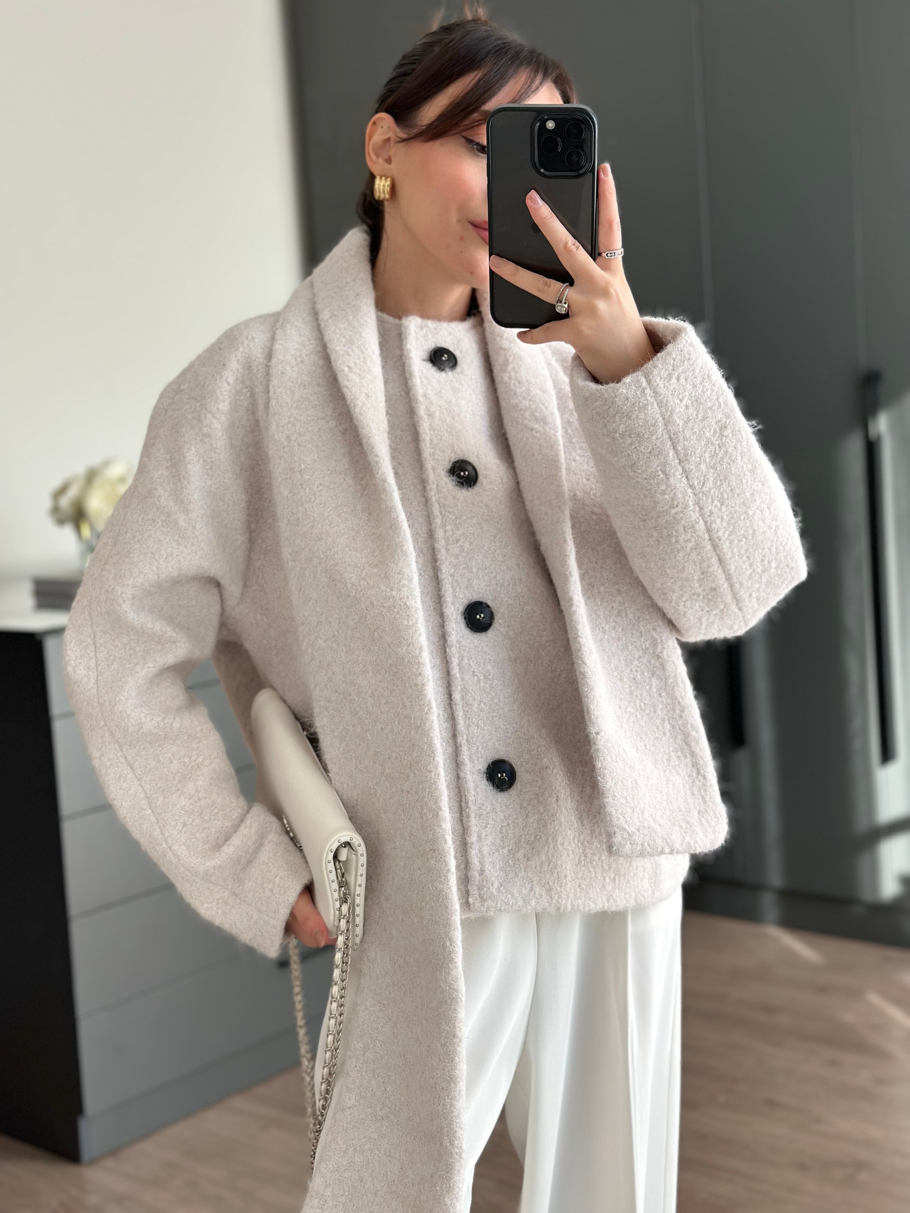 ATKI DETAYLI KISA TAŞ KABAN