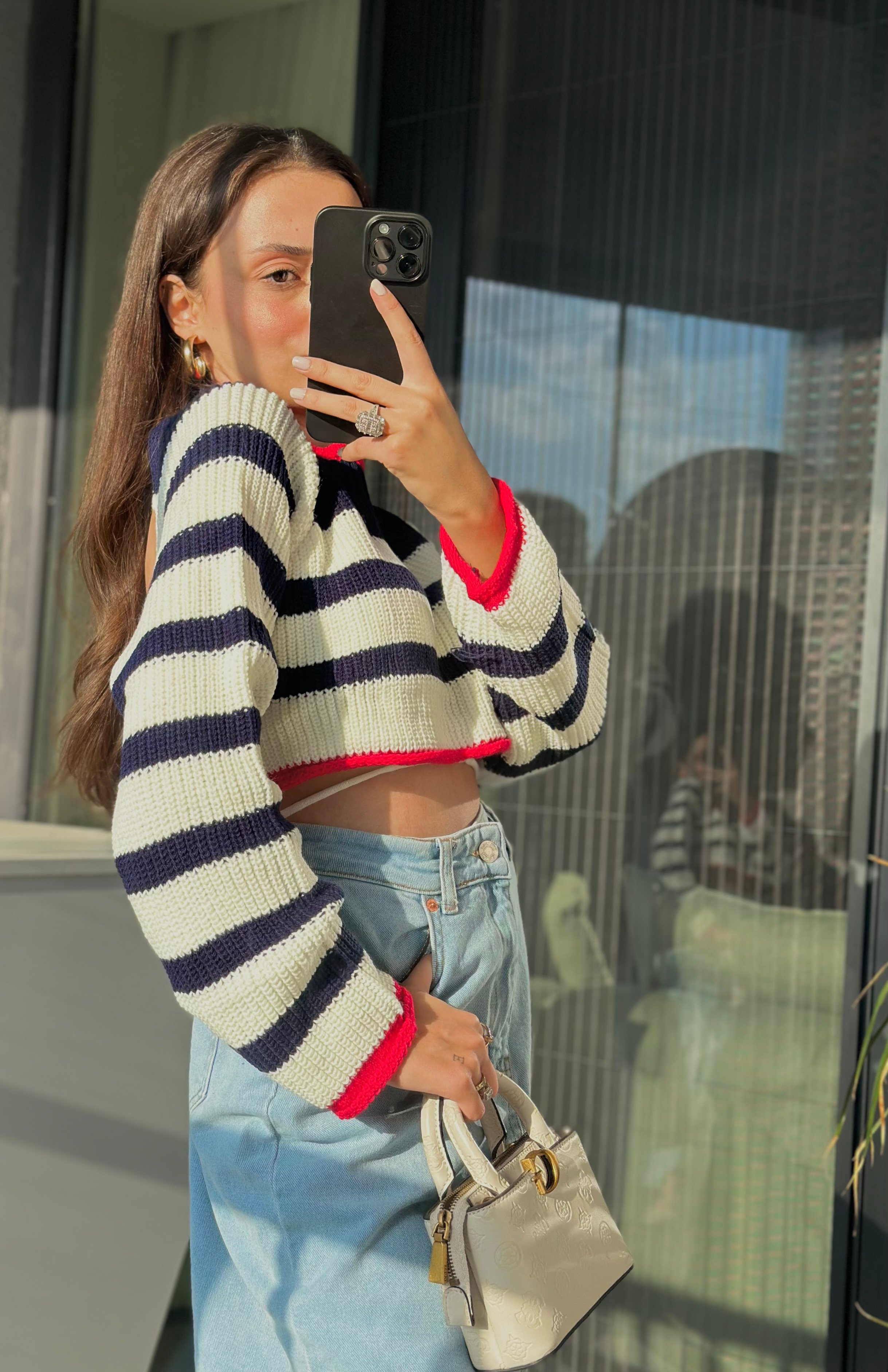 BACK-LOCKED STRIPED SWEATER