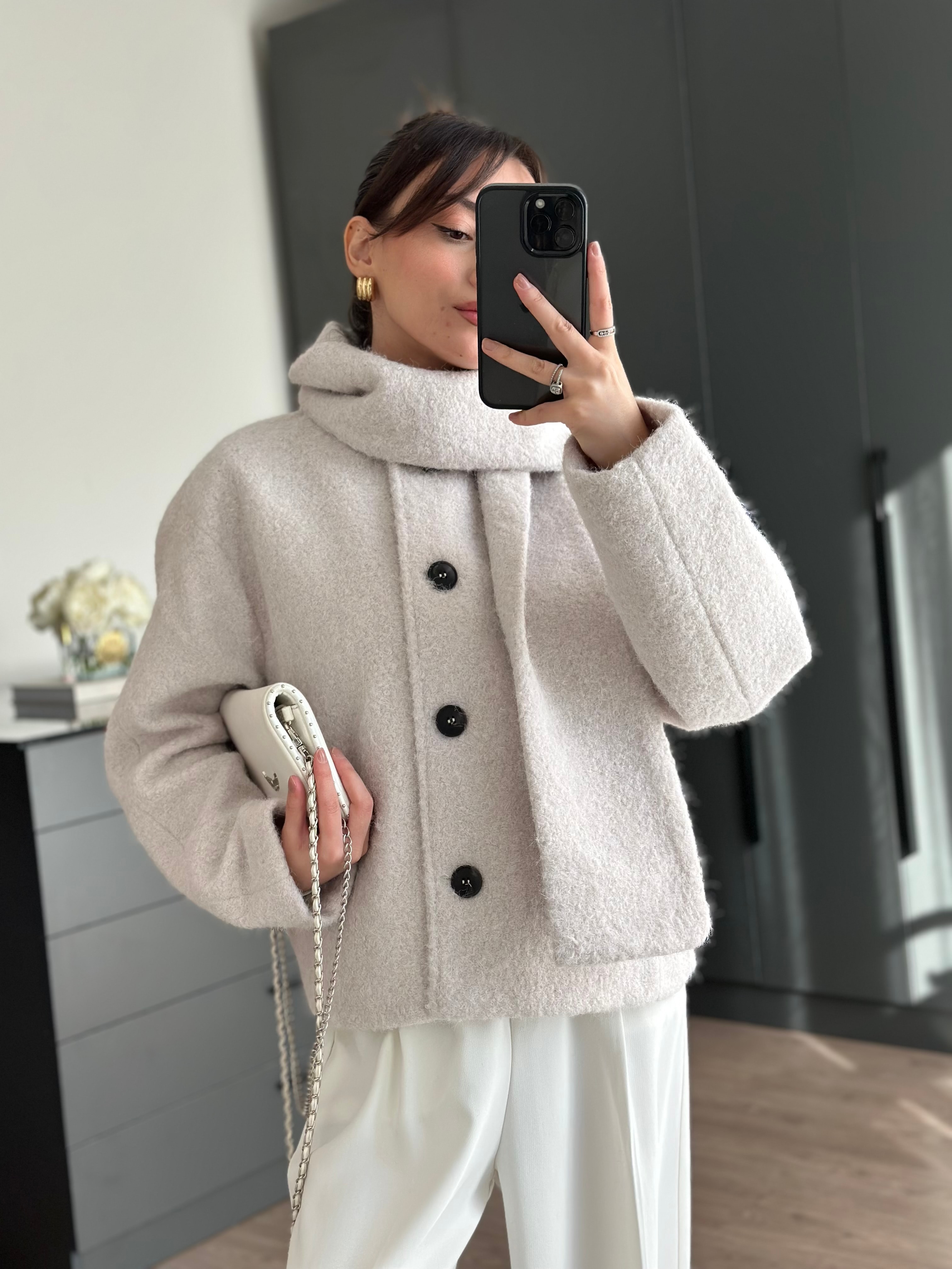 ATKI DETAYLI KISA TAŞ KABAN