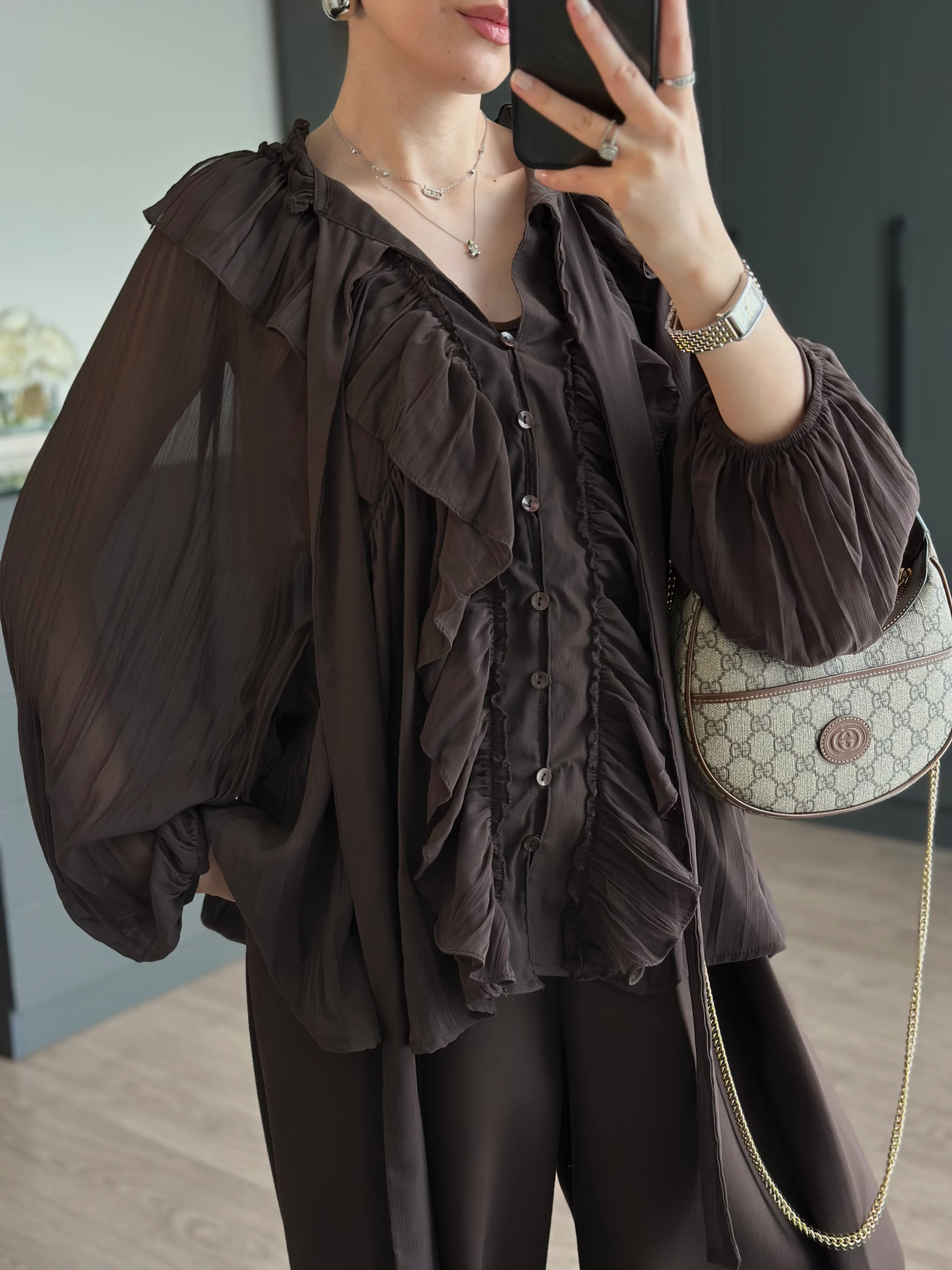 VOLANLI BAĞLAMA DETAYLI TÜL BLUZ