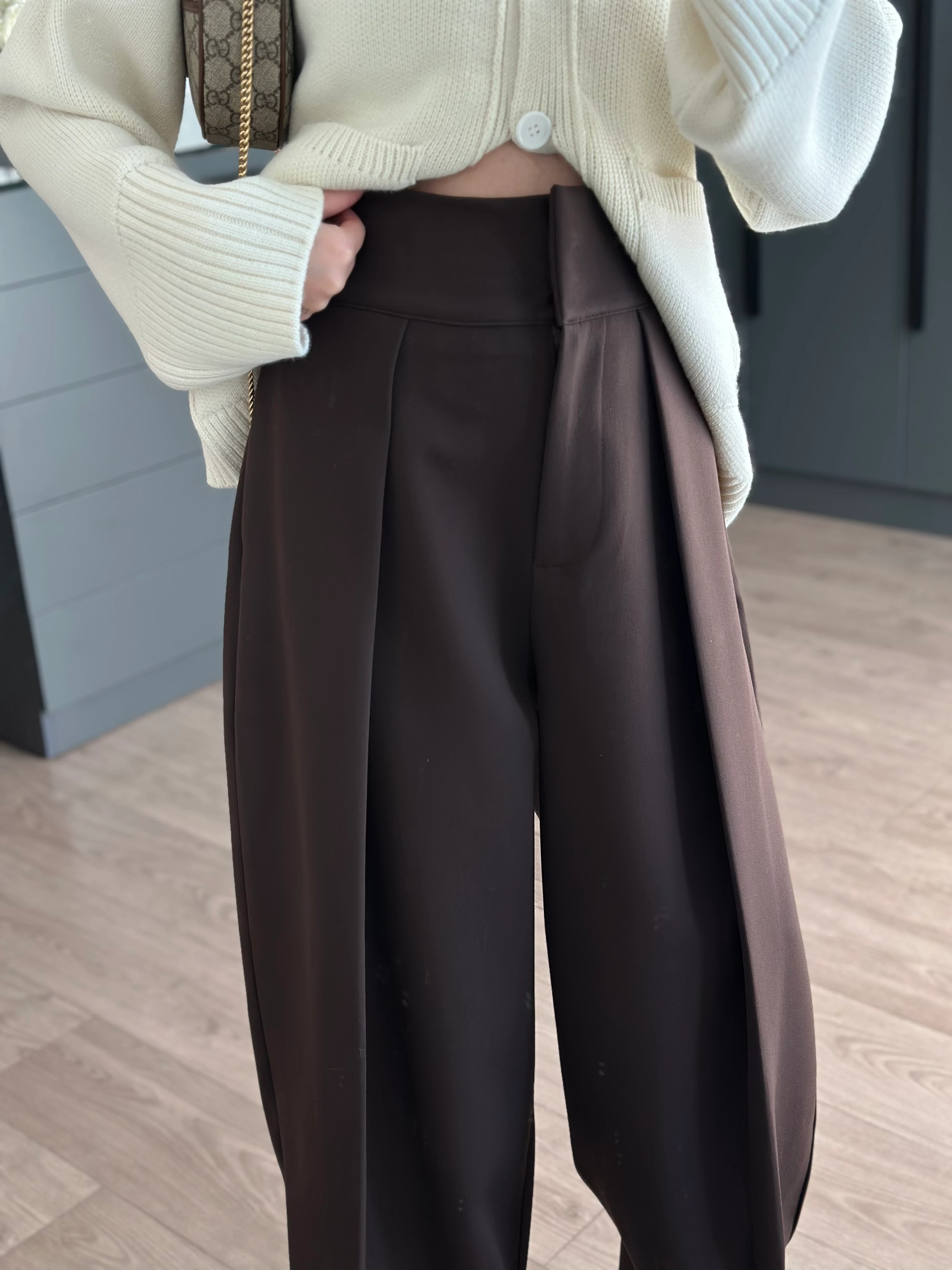 PİLİLİ BALON KAHVE PANTOLON