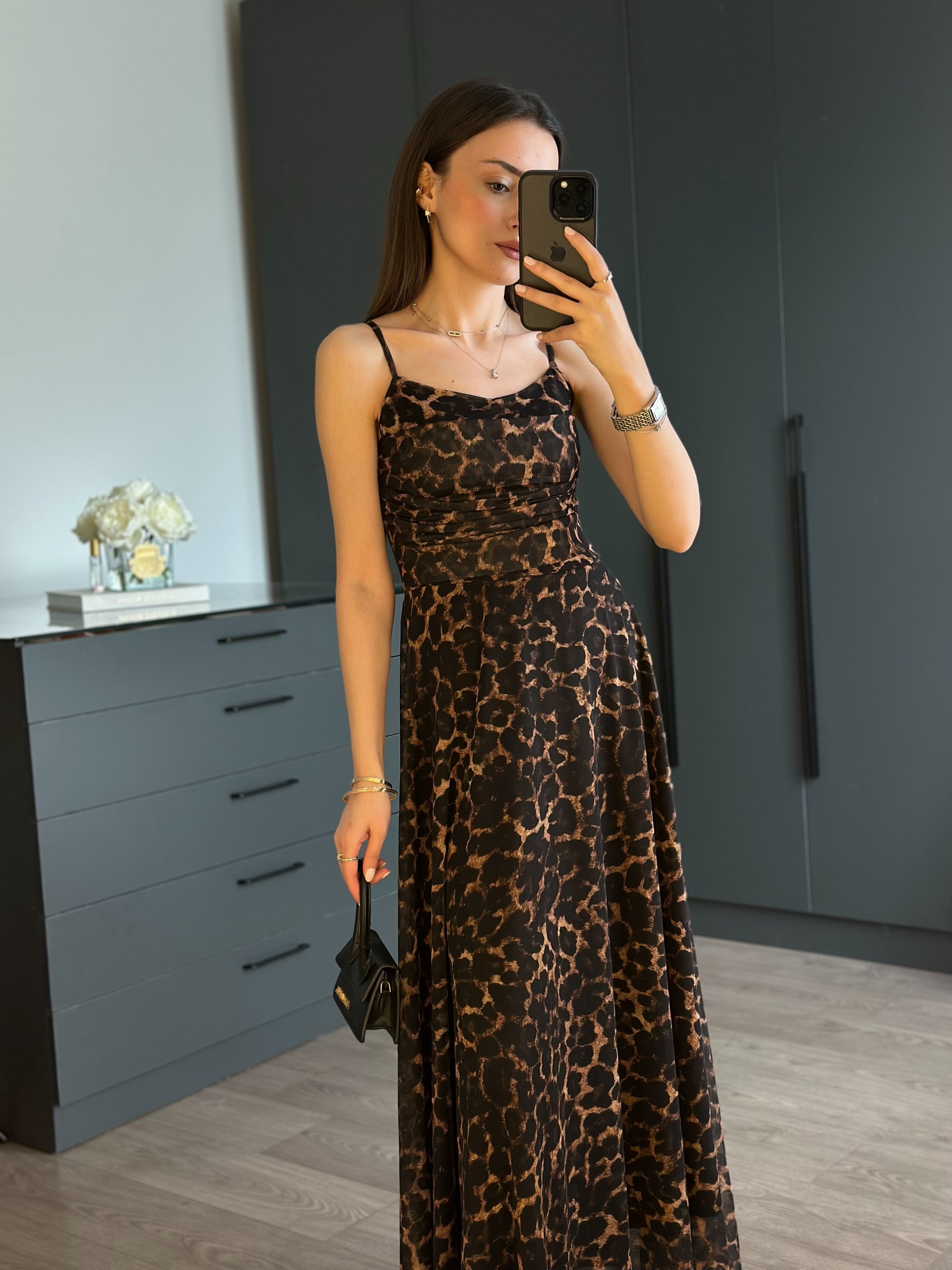 ASKILI LEOPAR DESENLİ MAXİ ELBİSE