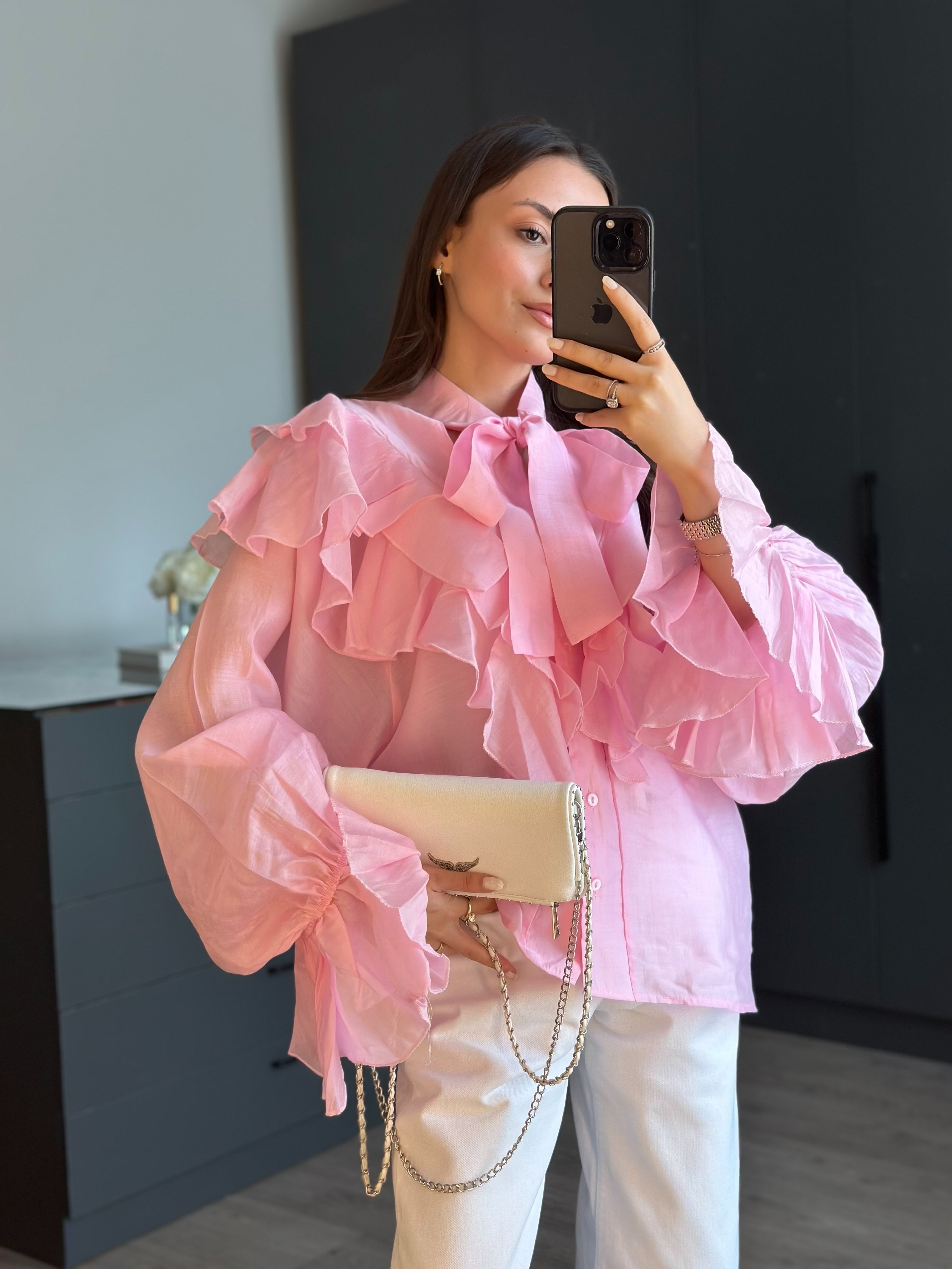 PEMBE REUTTE GÖMLEK