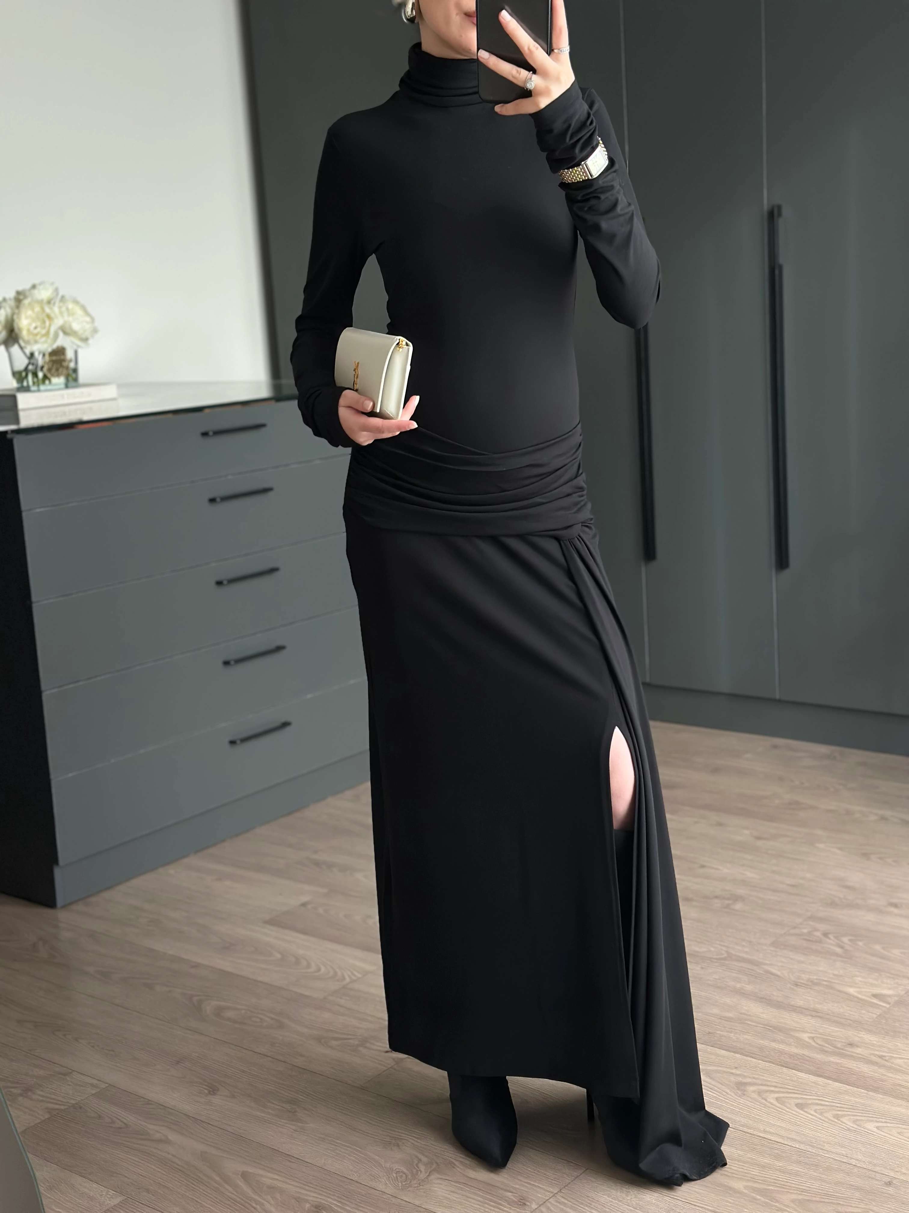 DRAPE BEL DETAYLI YIRTMAÇLI ELBİSE