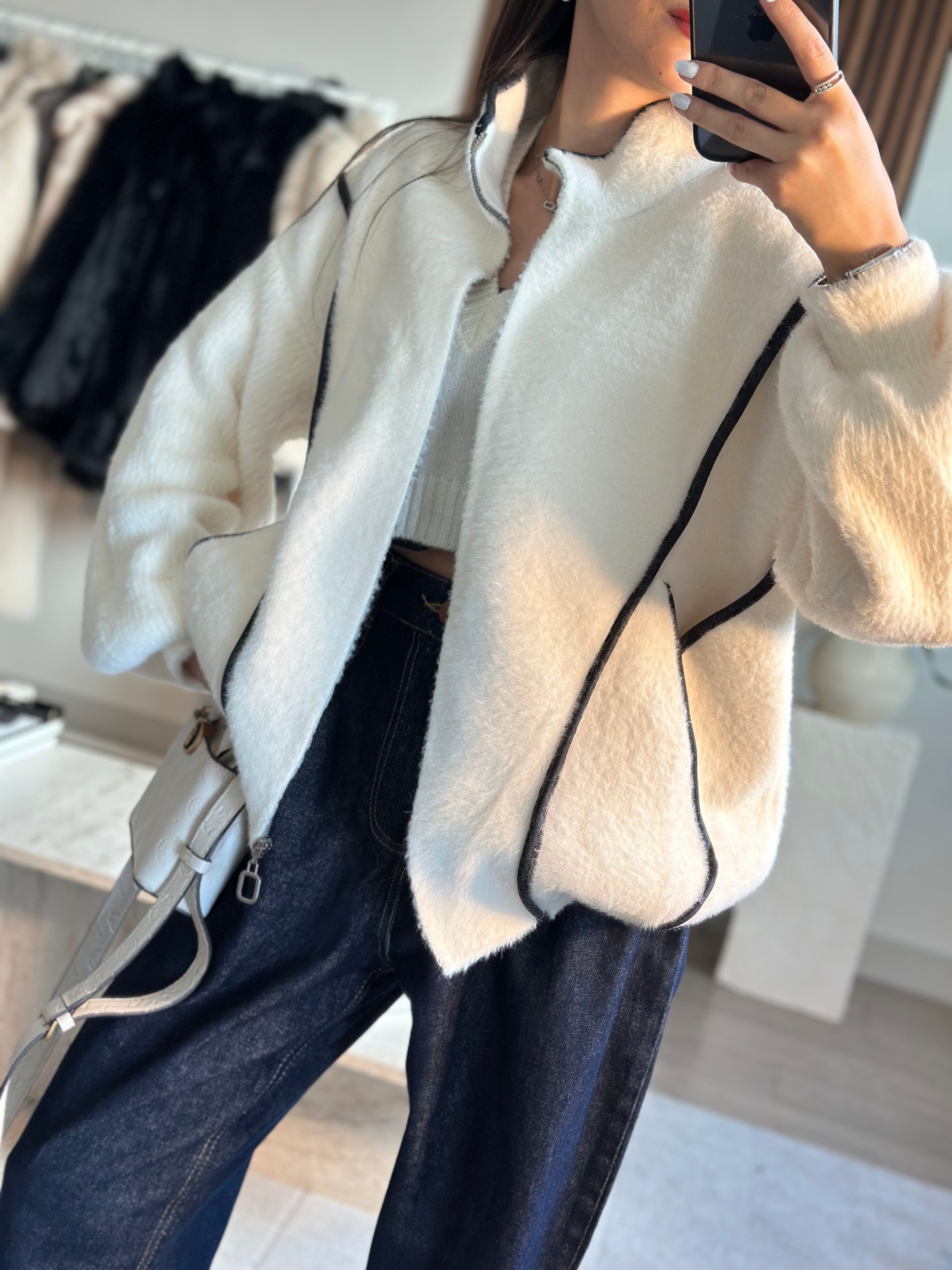 ANGORA FERMUARLIYUMUŞAK CEKET