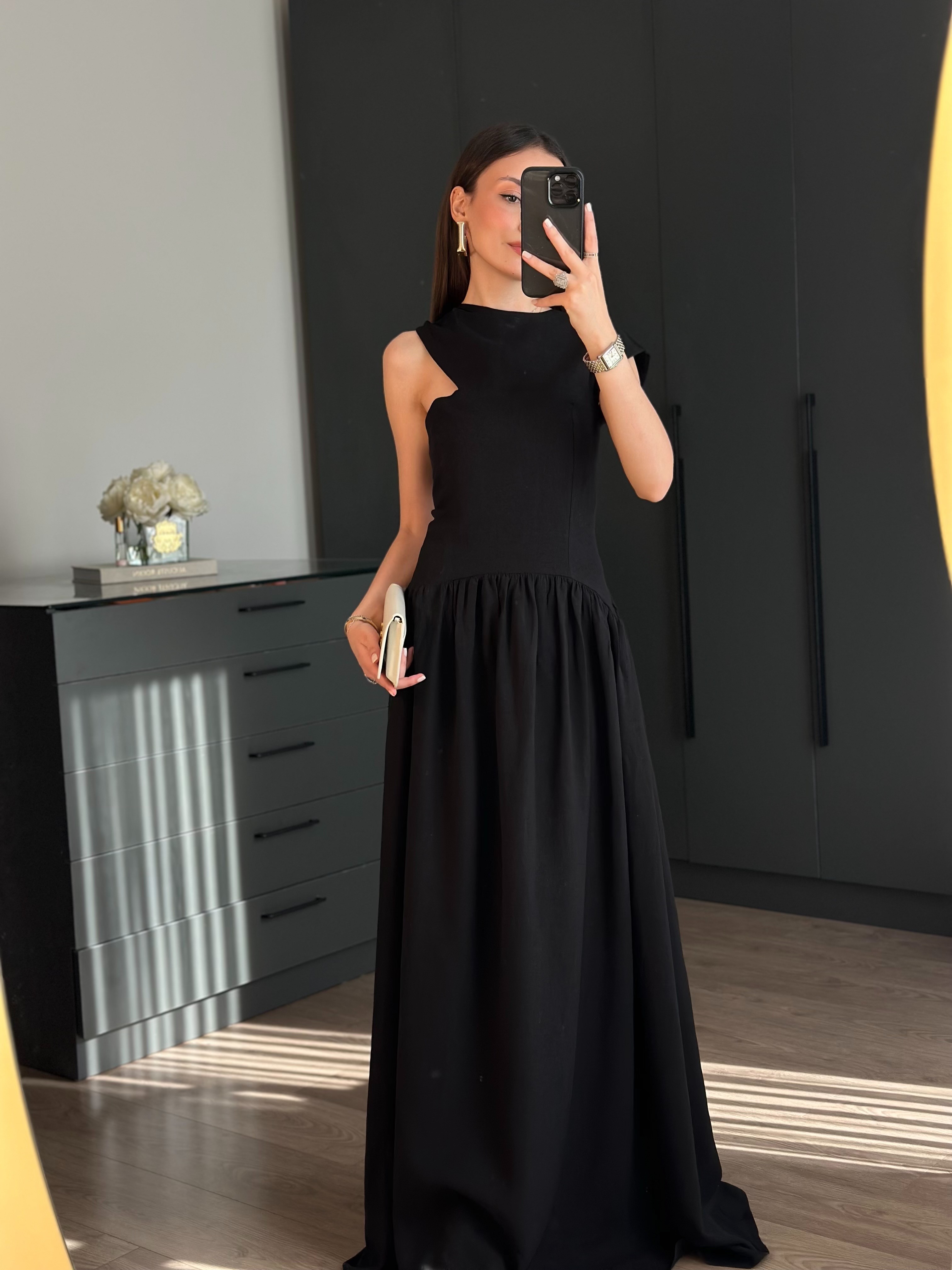 TASARIM YAKA BEL DETAYLI ROMANTİK SİYAH ELBİSE