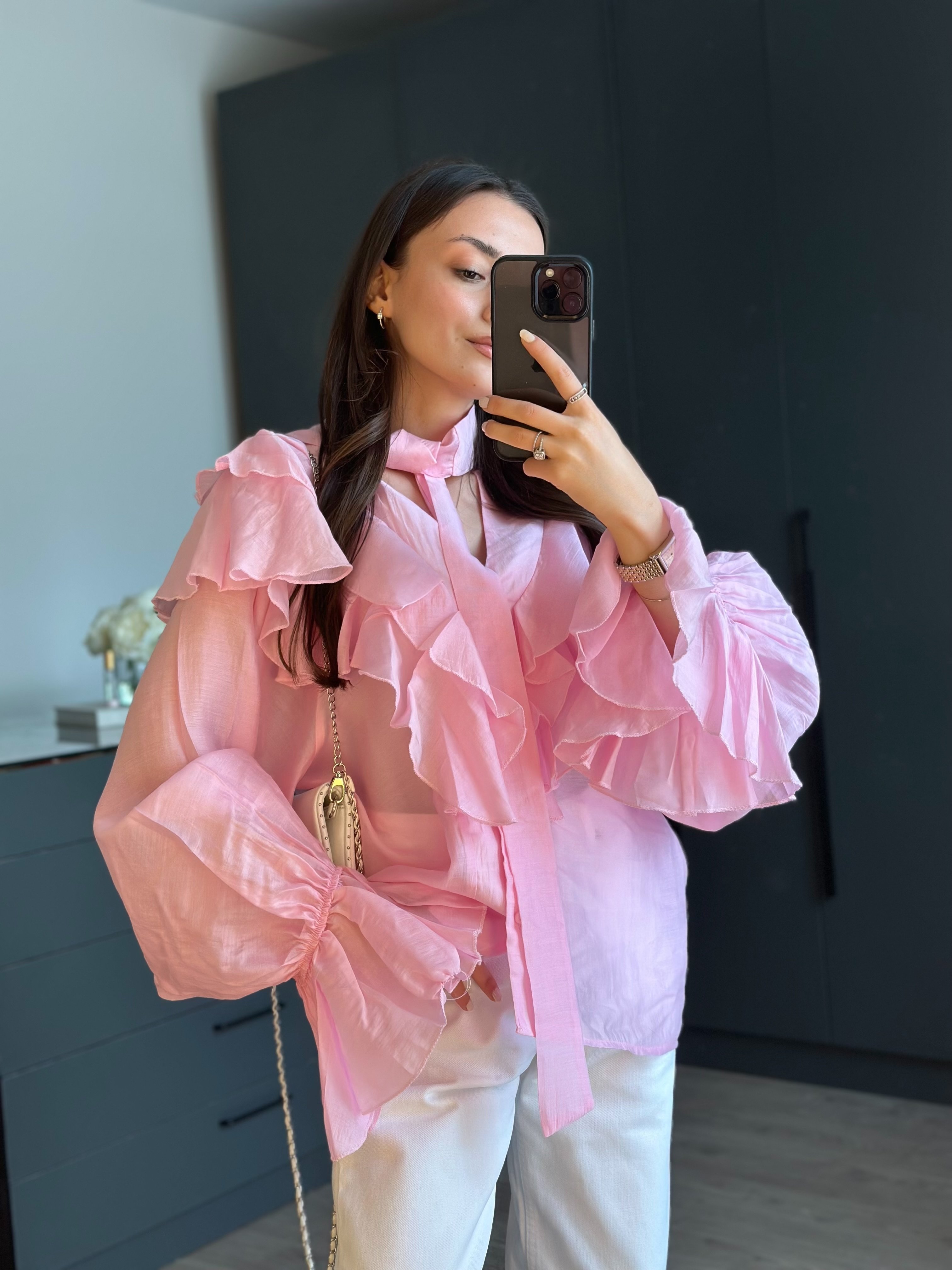 PEMBE REUTTE GÖMLEK