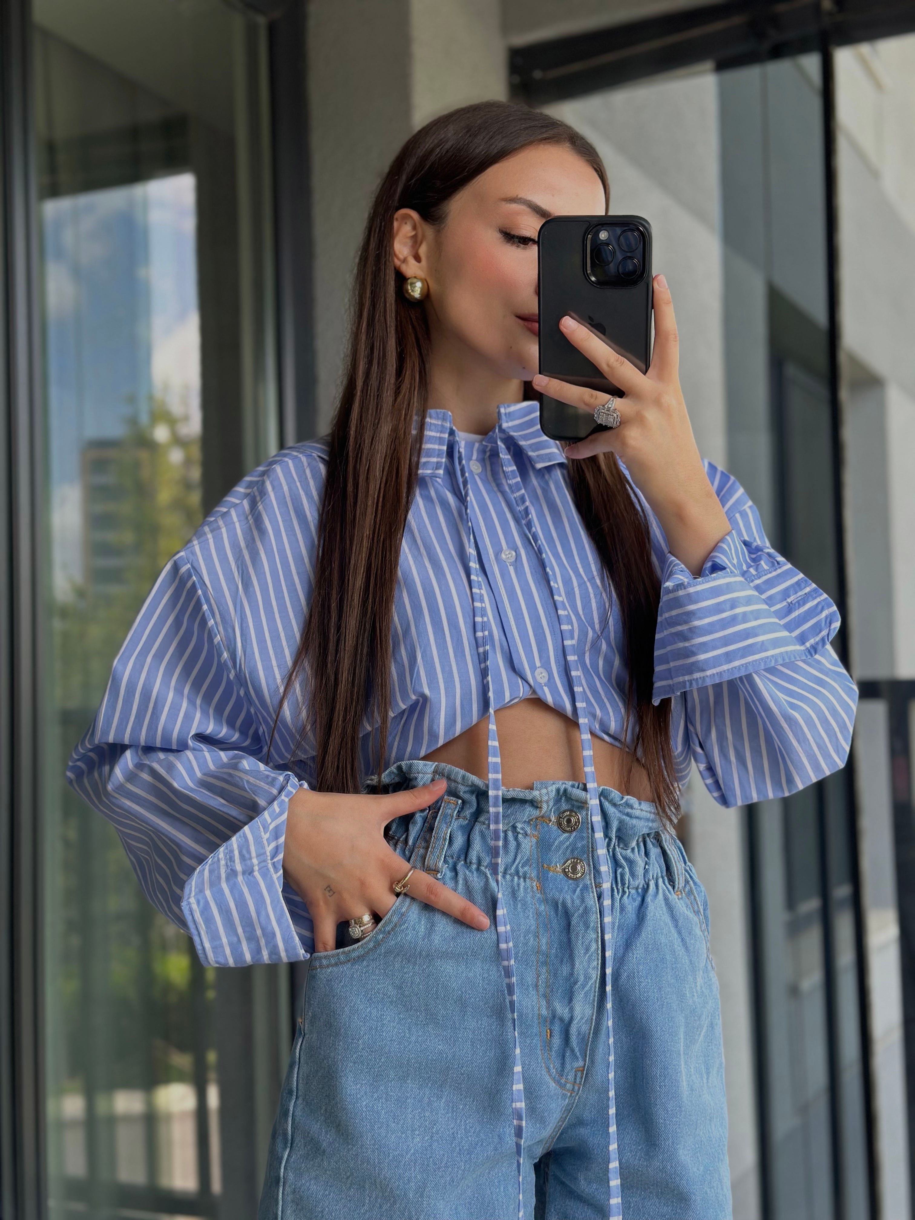 BUTTON BACK OVERSIZED SHIRT