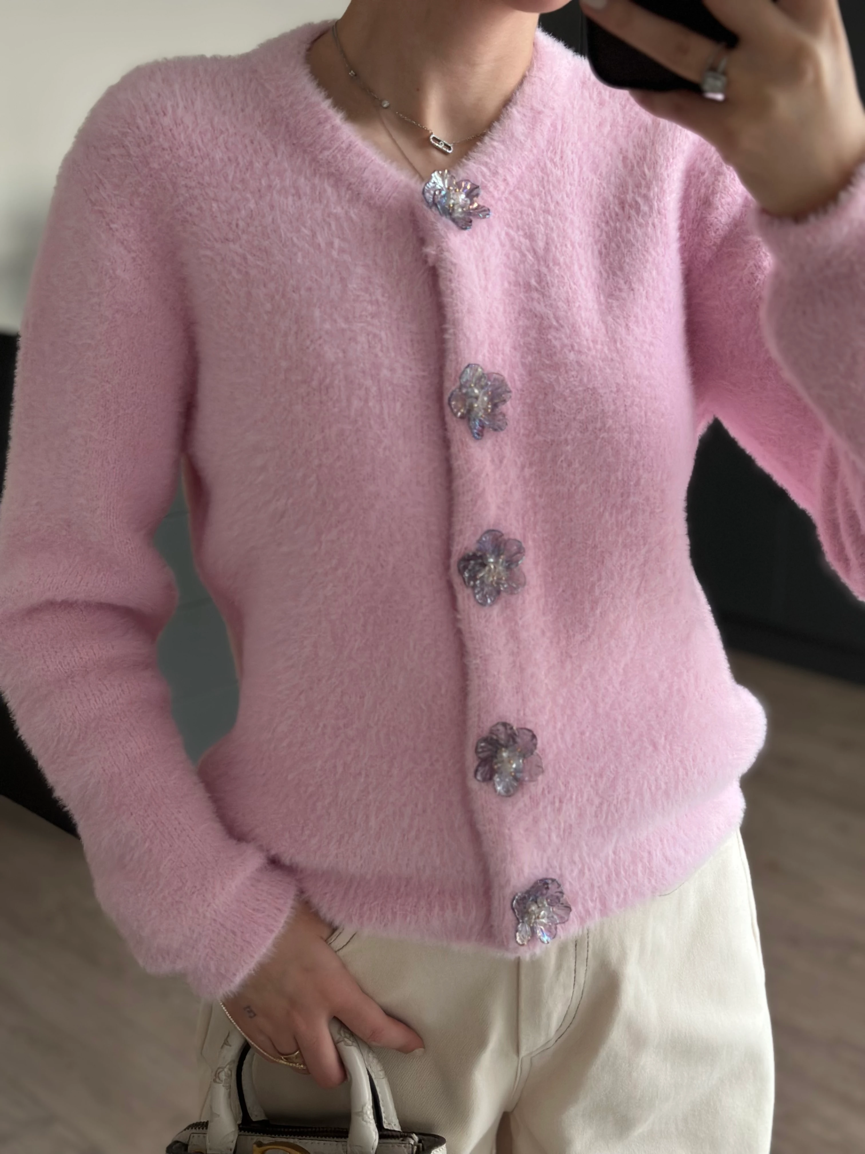 ÇİÇEK TAŞLI YUMOŞ HIRKA - Açık Pembe