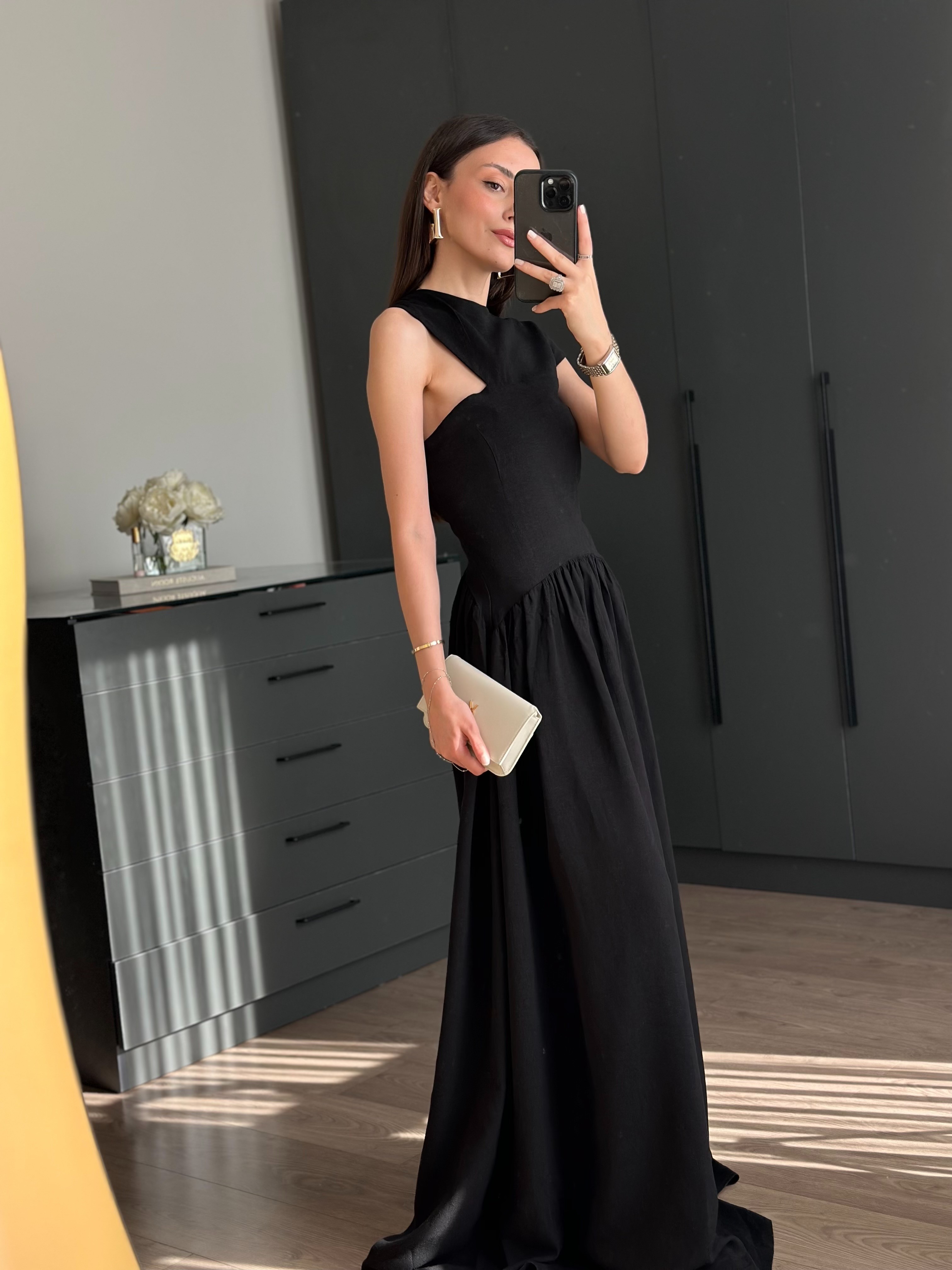 TASARIM YAKA BEL DETAYLI ROMANTİK SİYAH ELBİSE