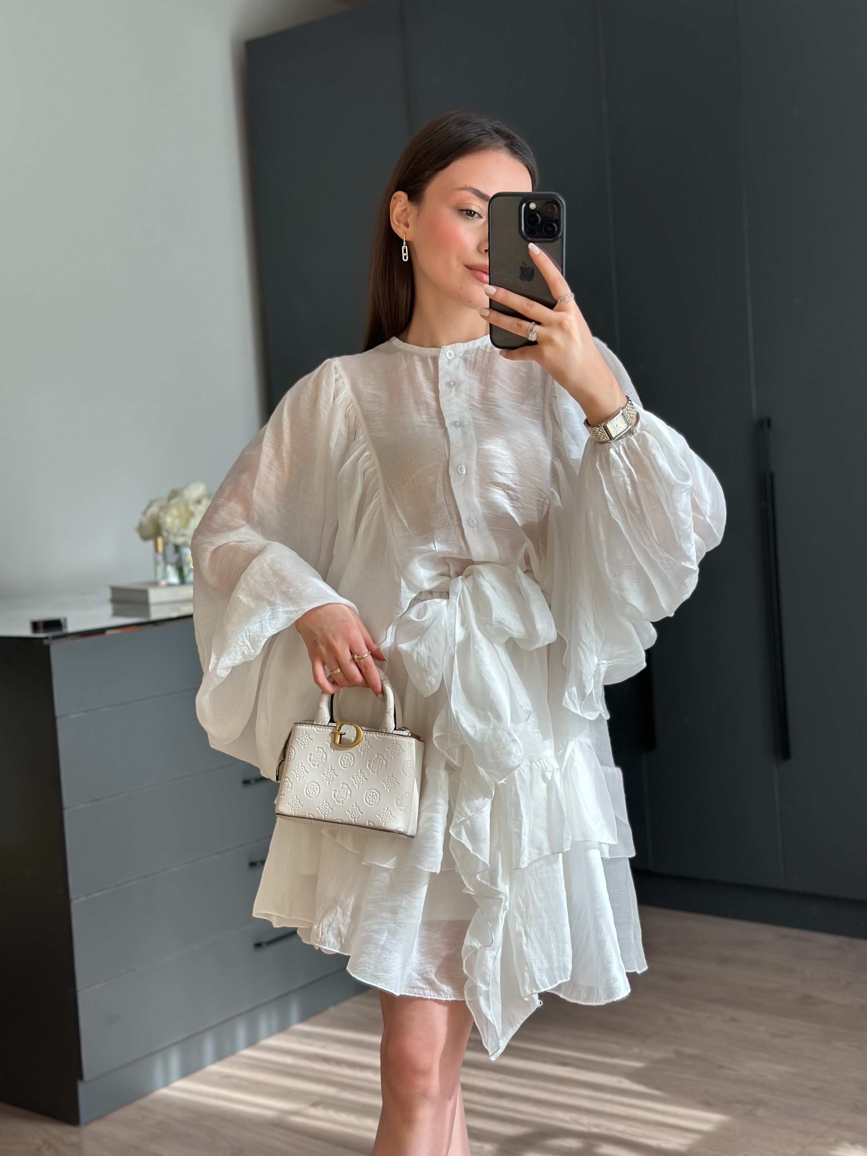 MARKA MODEL TASARIM BEYAZ ELBİSE