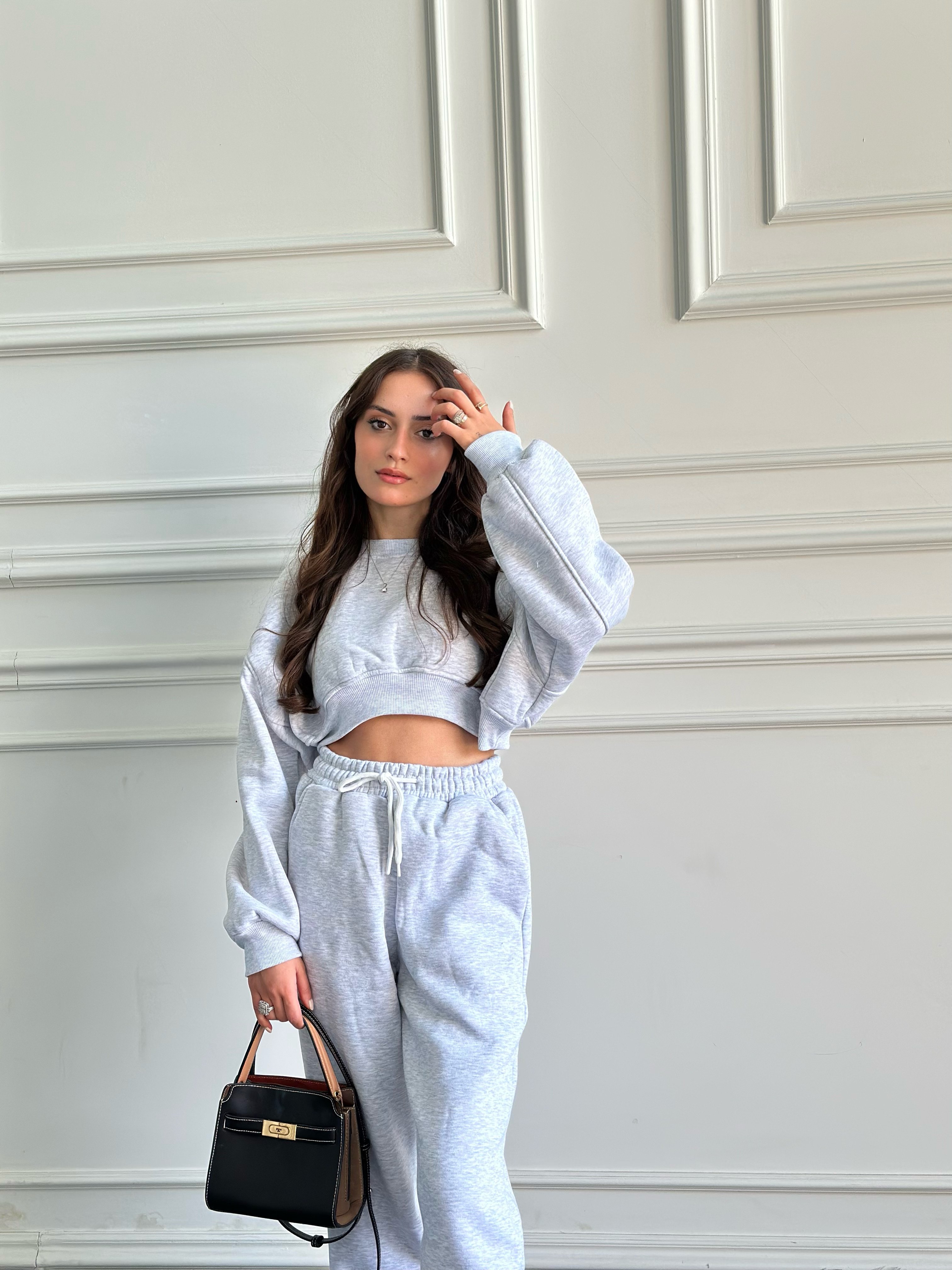 GRAY DRESSED TRACKSUIT