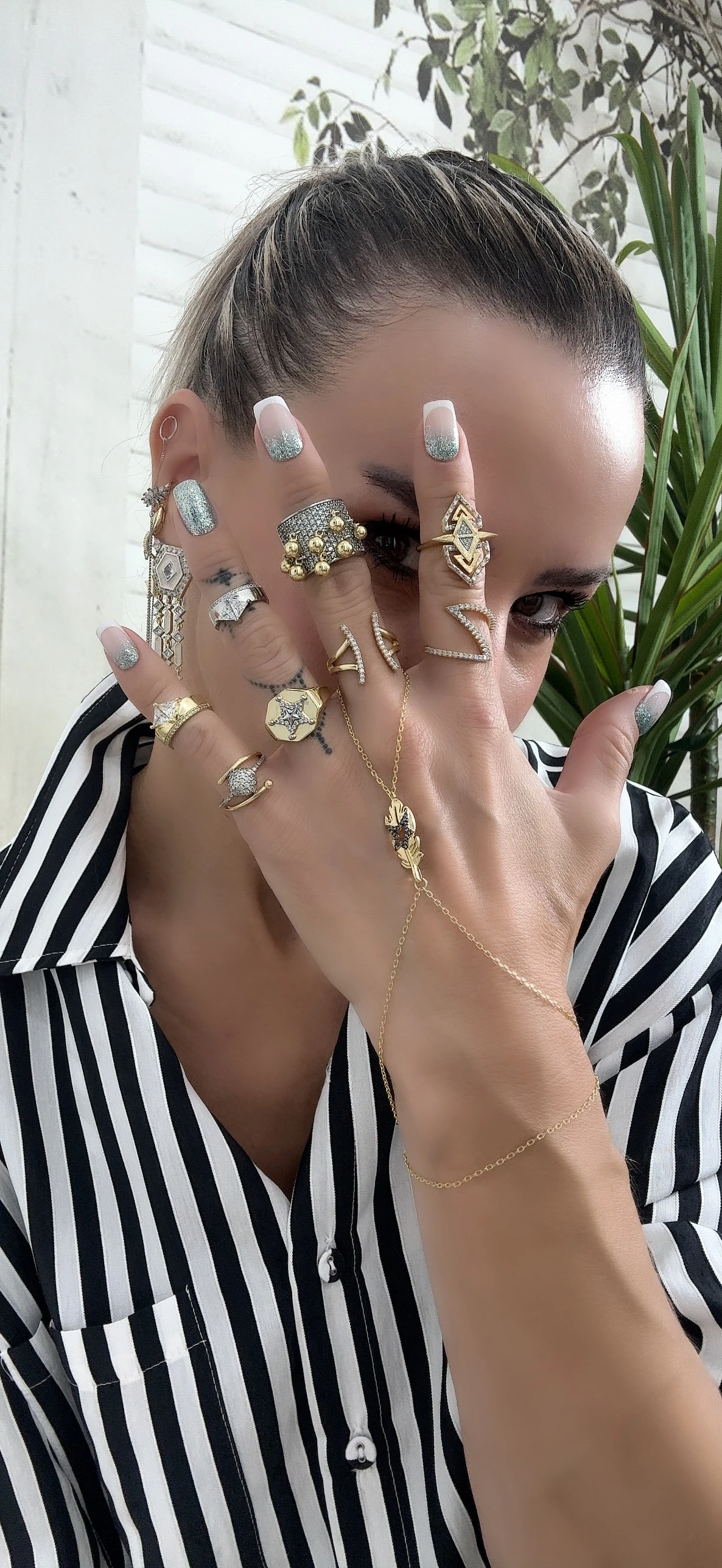 Gold Silver Leaf Star Şahmeran